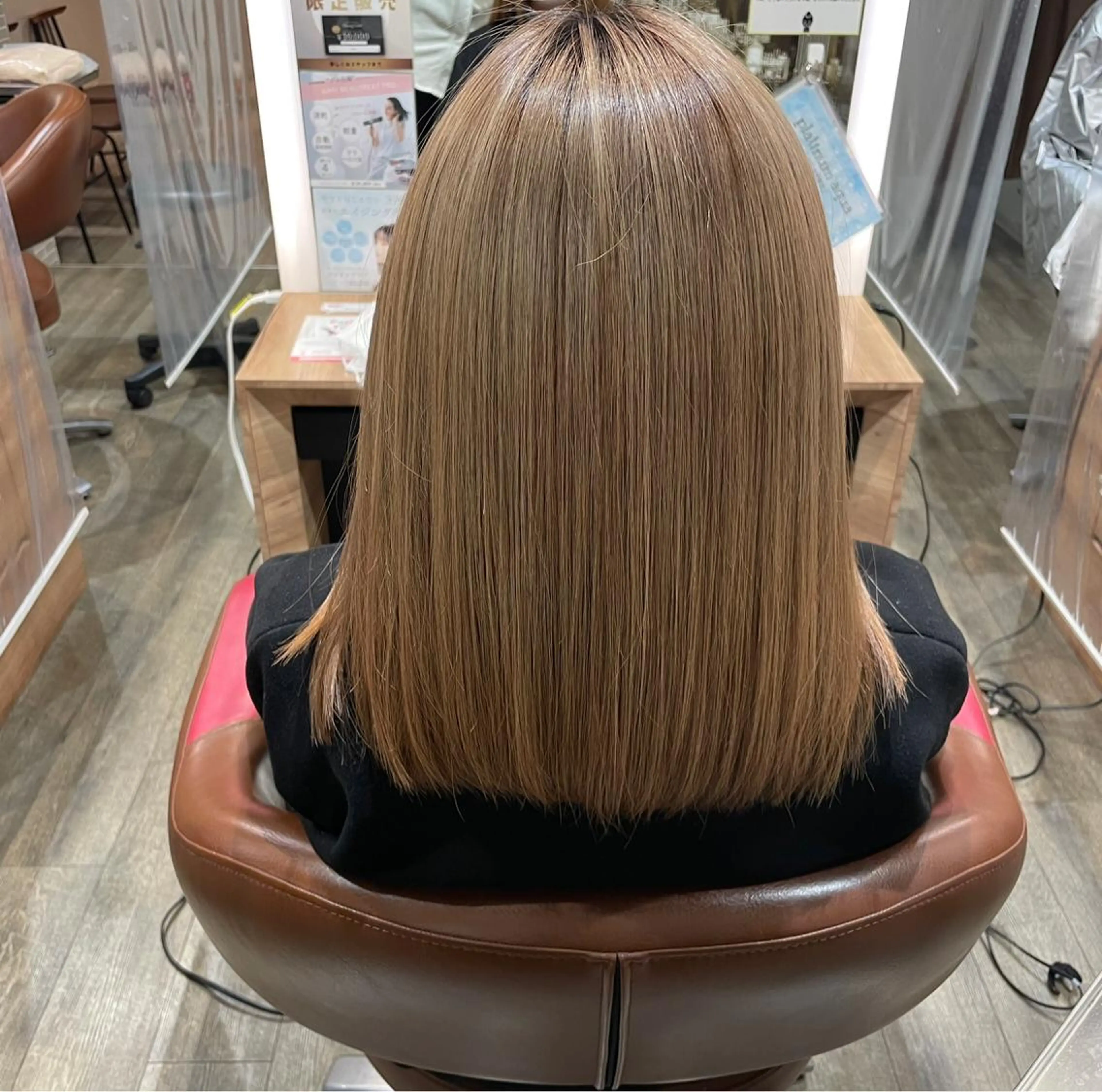 セミロング トリートメント 大人可愛い/レイヤー /ブリーチ/溝口誠二のヘアスタイル