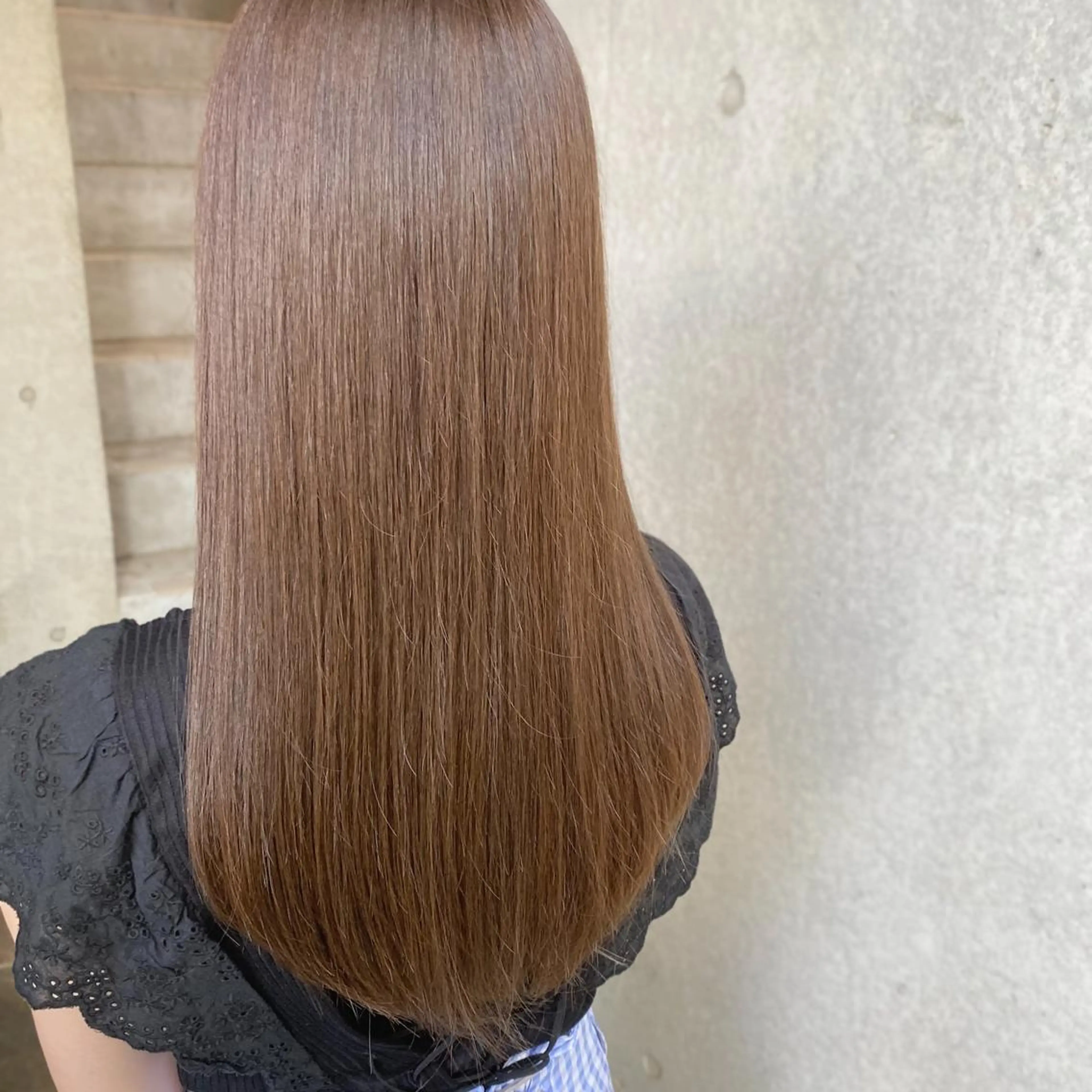 セミロング カラー ヘアカラー トリートメント モテ前髪 タゴメ シンヤのヘアスタイル