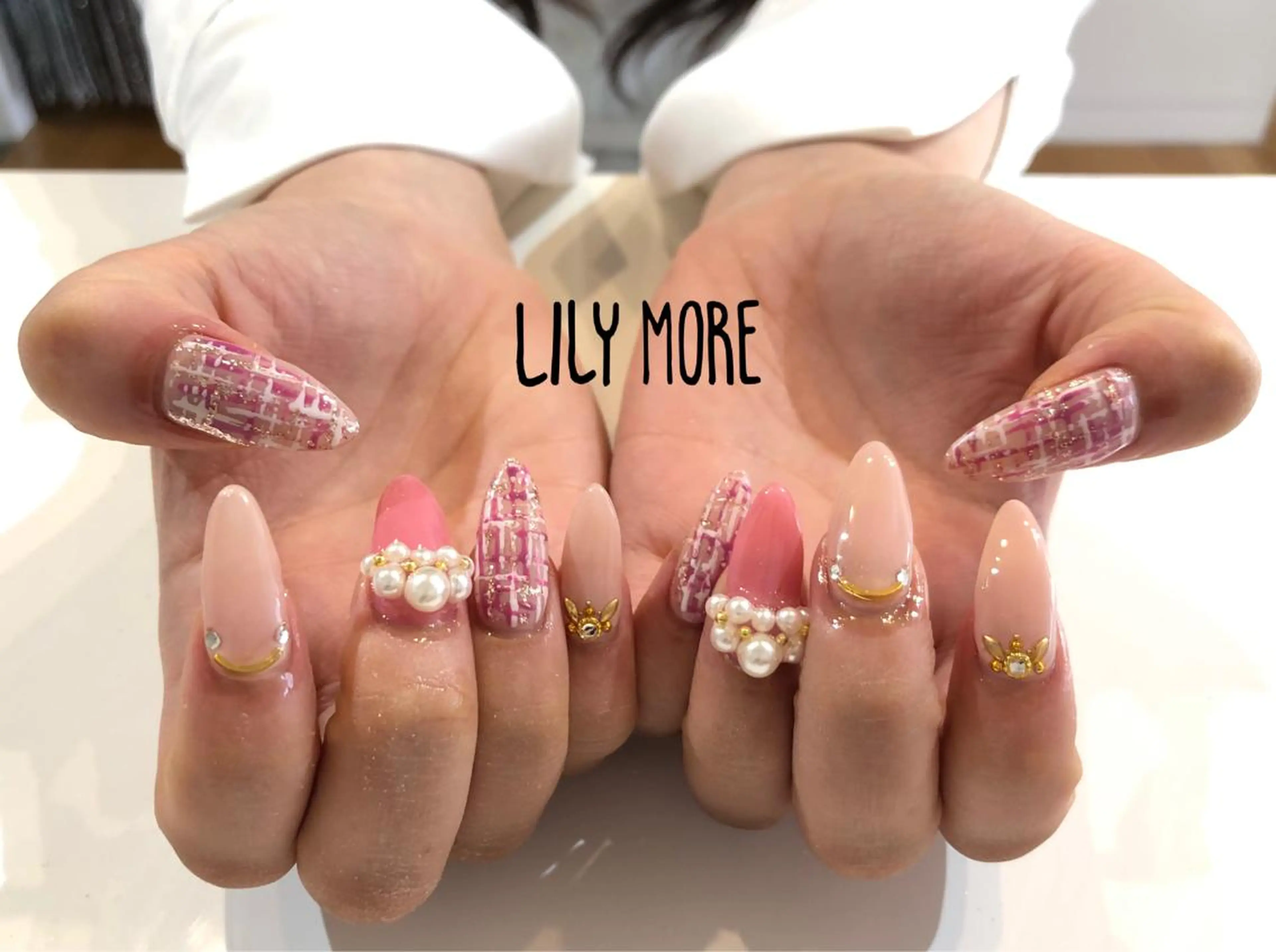 ネイル ツイードネイル Lily closetのネイルデザイン