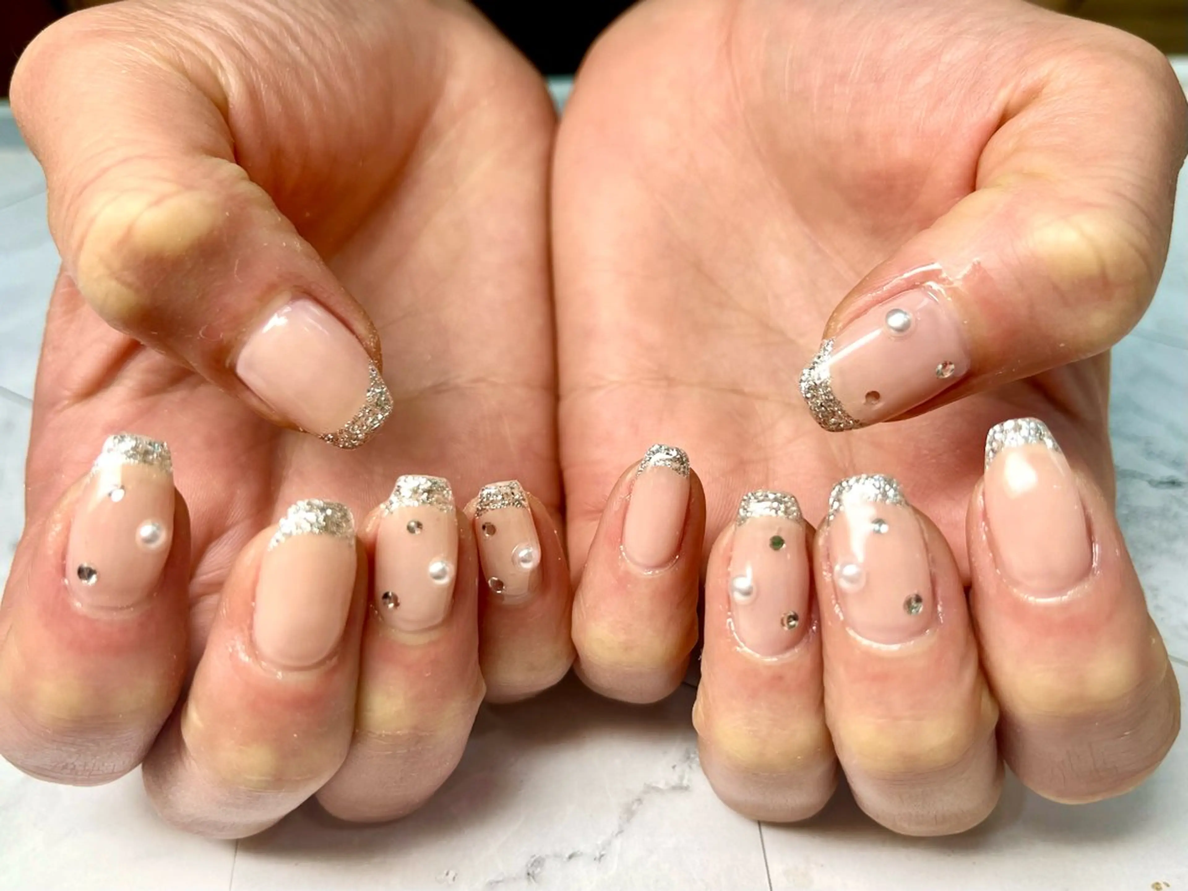 ネイル Queennail 北堀江megumiのネイルデザイン