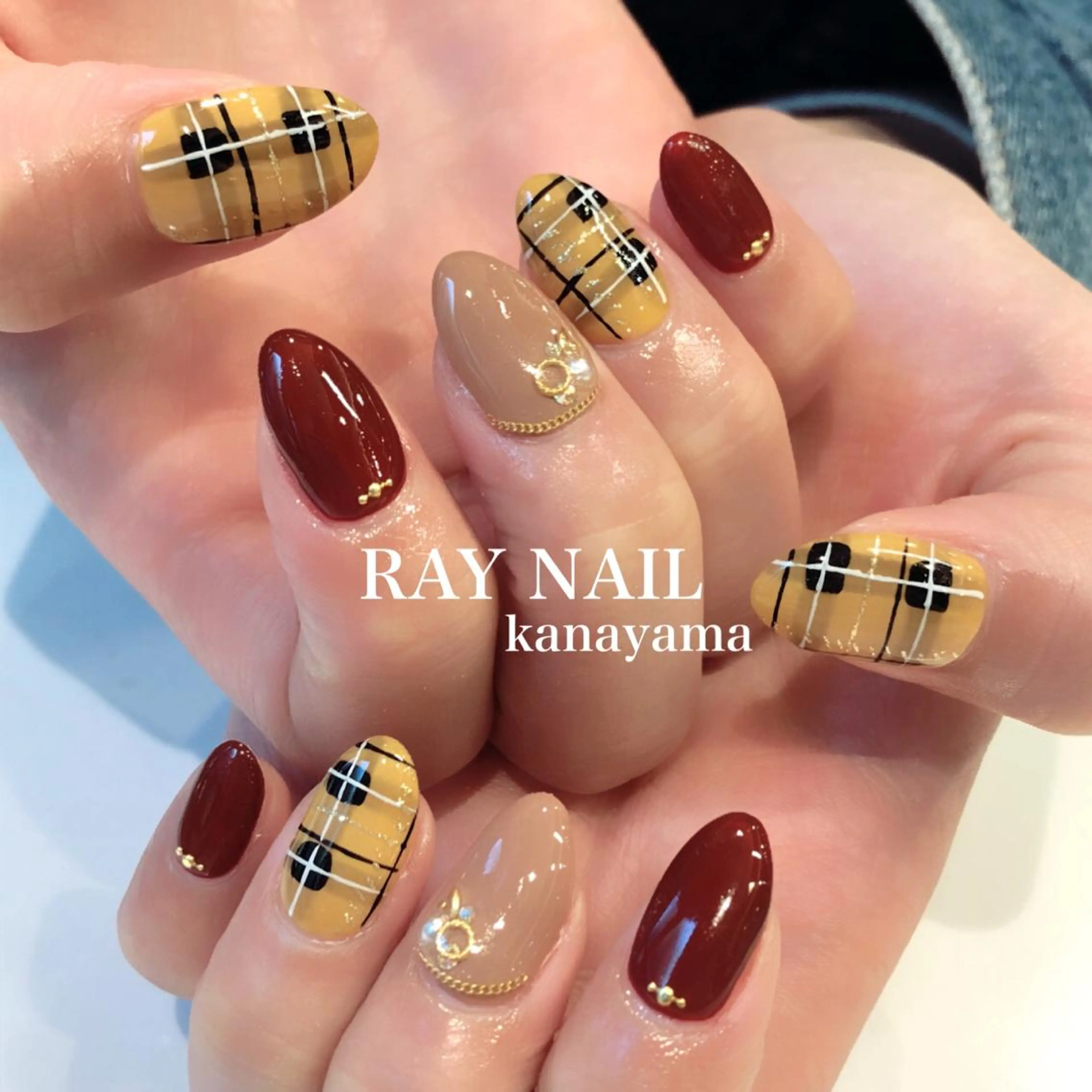 ネイル Arowa 伊田のネイルデザイン