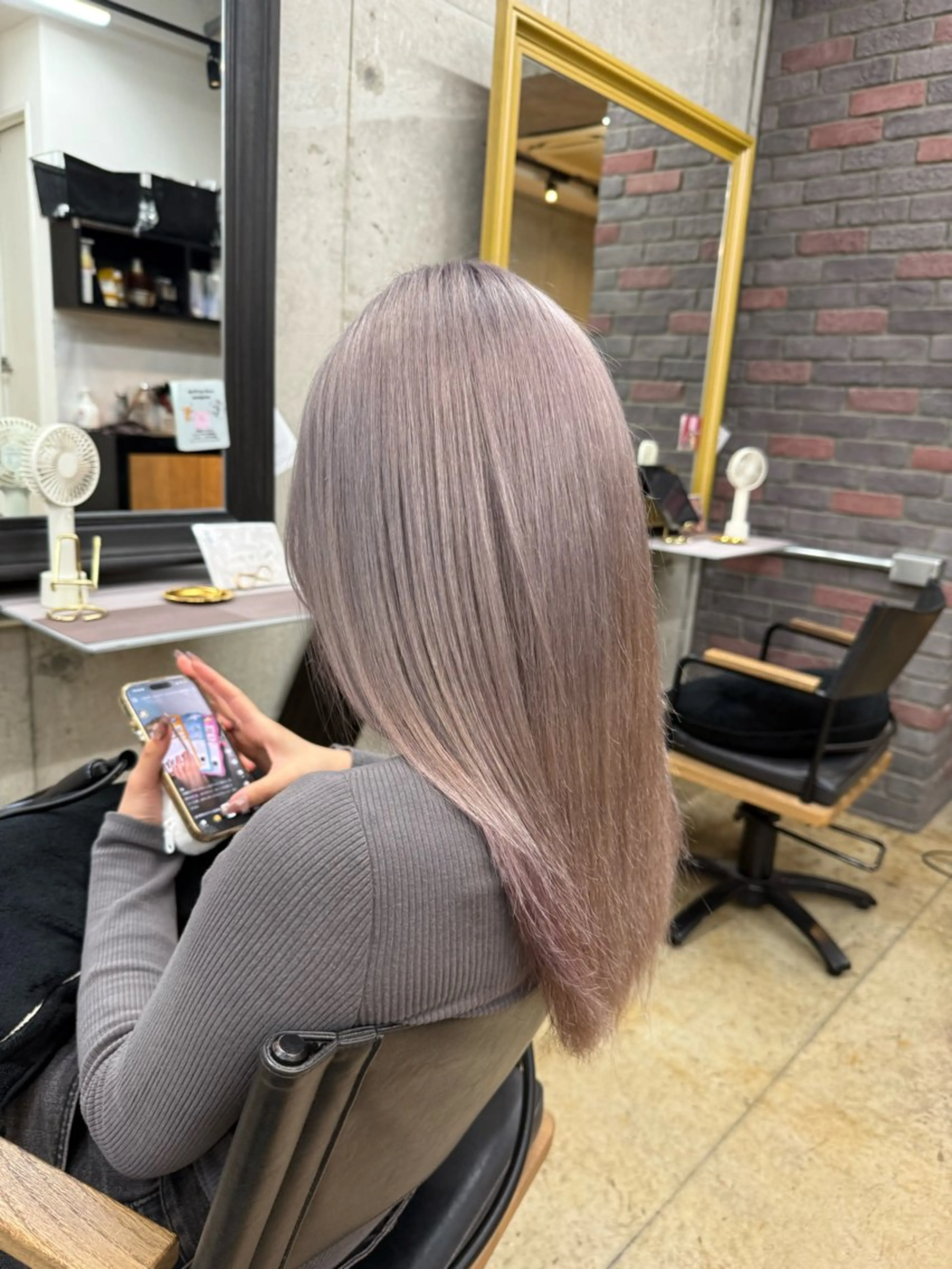 カラー ヘアカラー 暖色/ハイトーン /レイヤー/RIKUのヘアスタイル