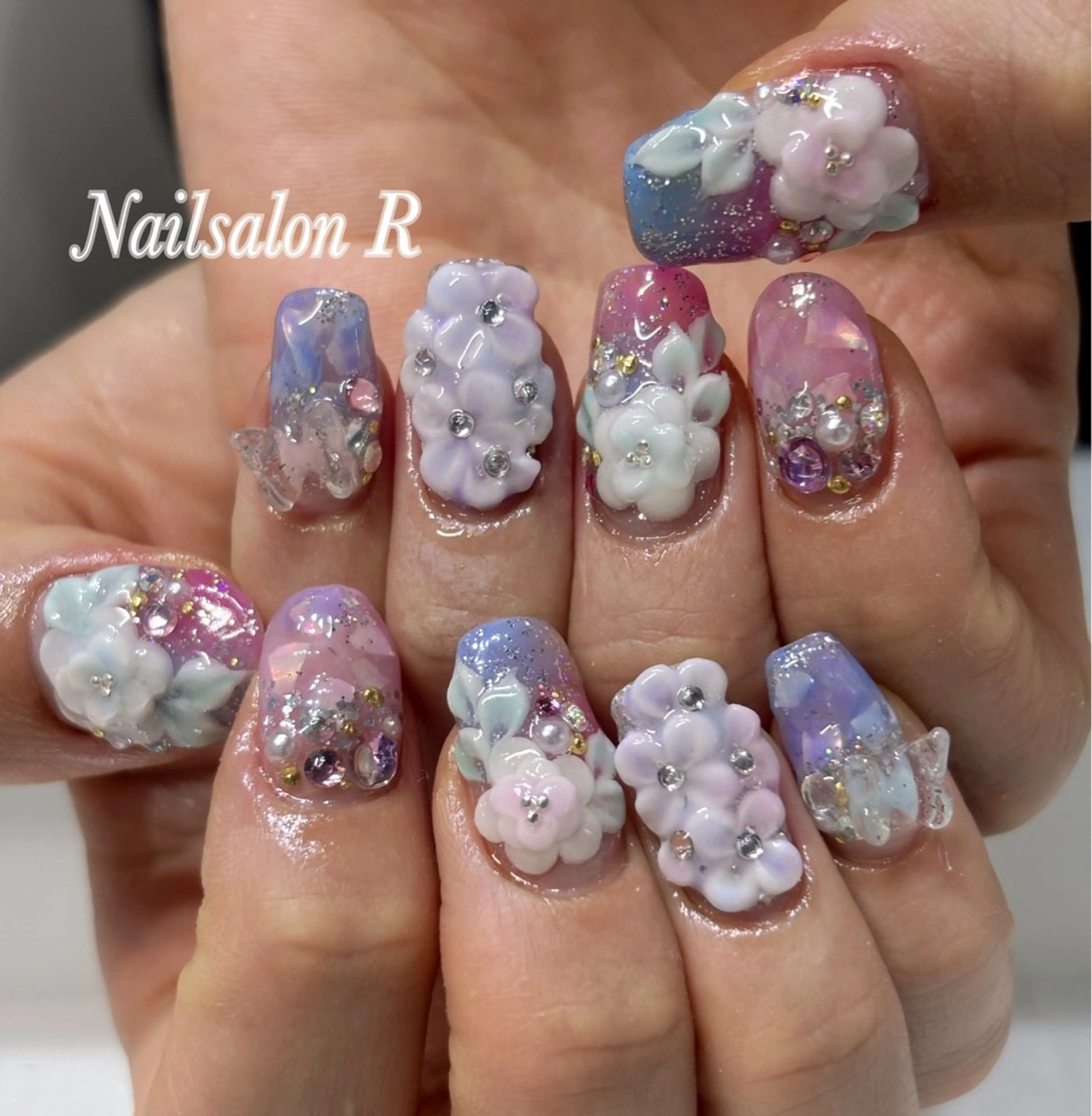 ネイル Nailsalon Ｒ《喜多見3分》のネイルデザイン
