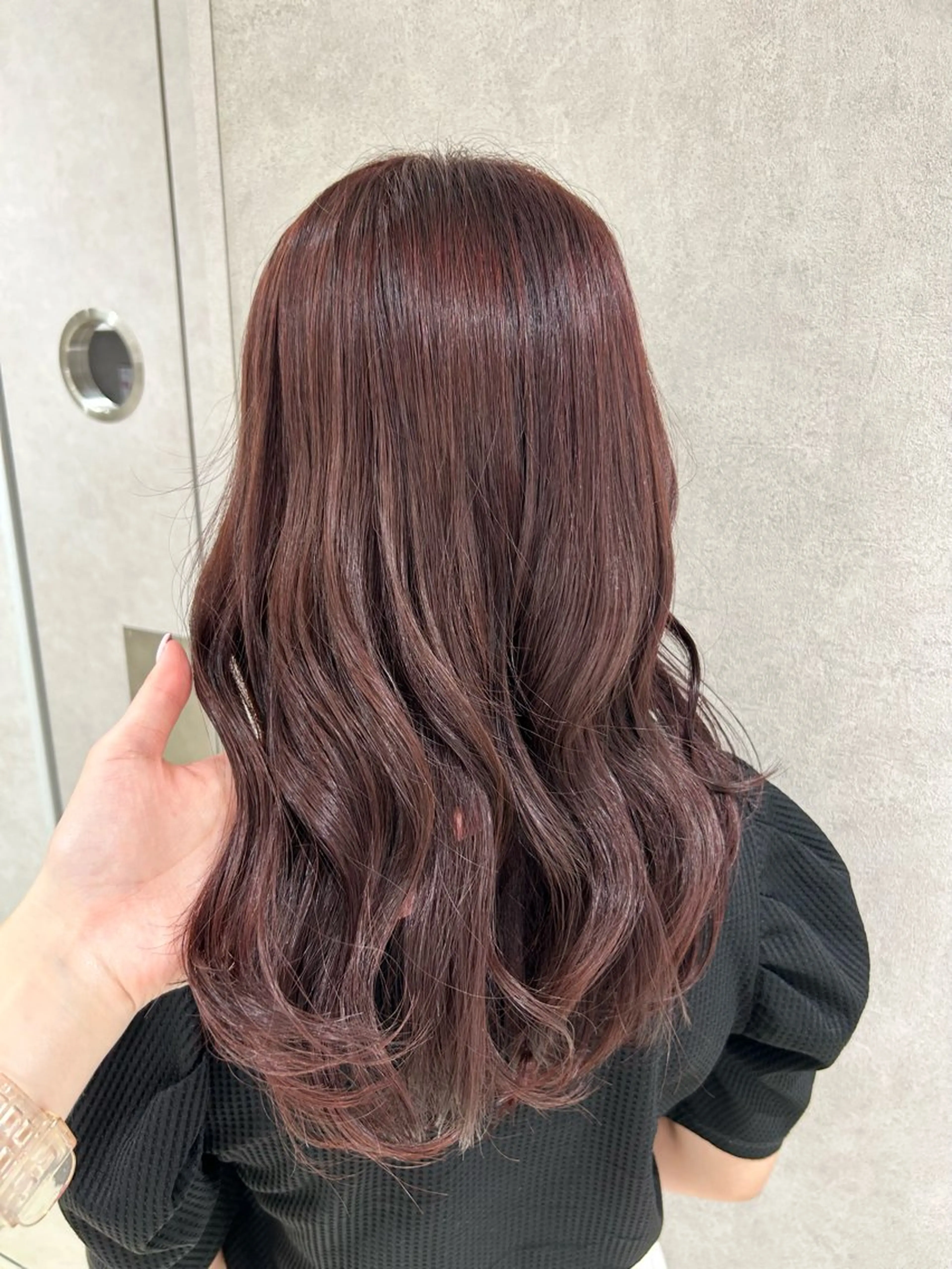 カラー 〖 韓国hair 〗 室岡　咲希のヘアスタイル