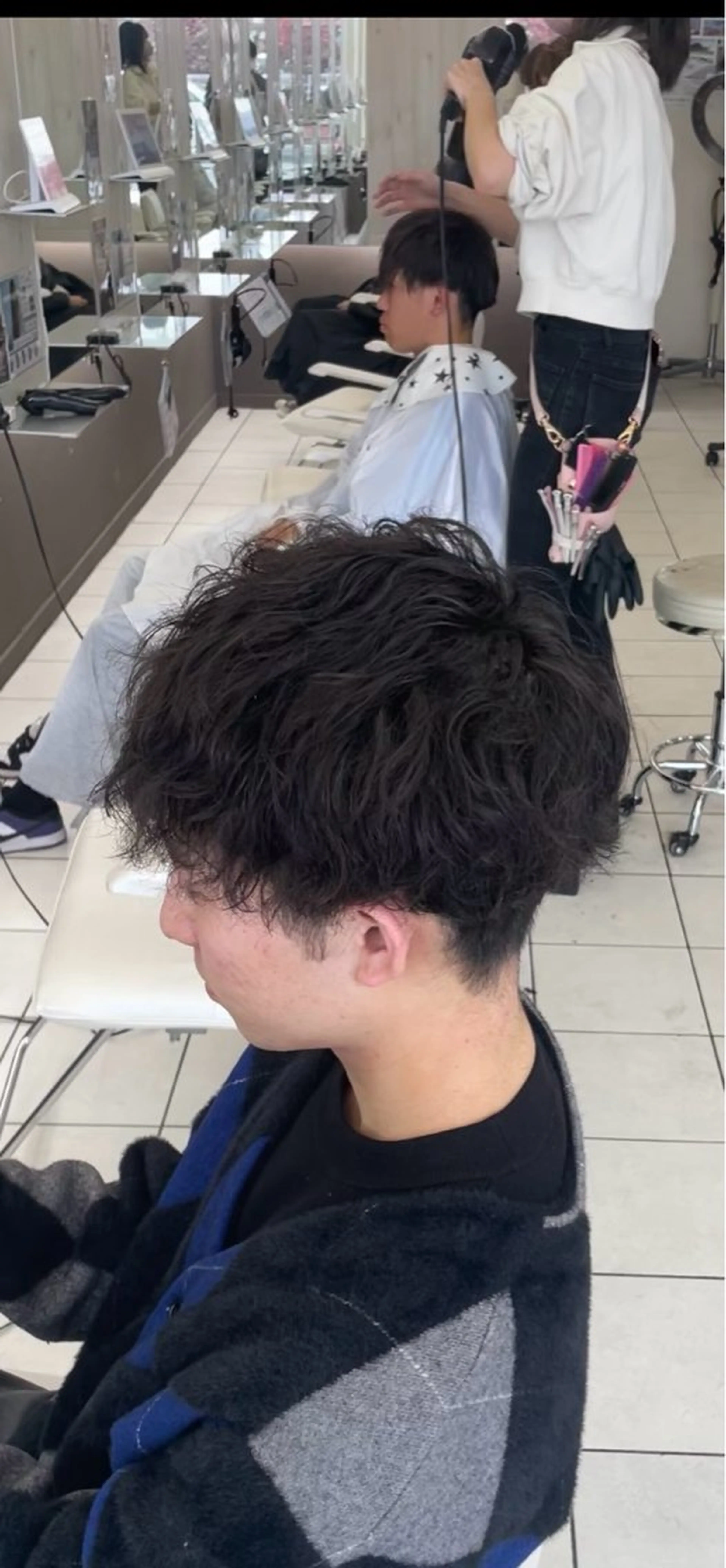 メンズ 成瀬スパイラル パーマ清水大隼のヘアスタイル