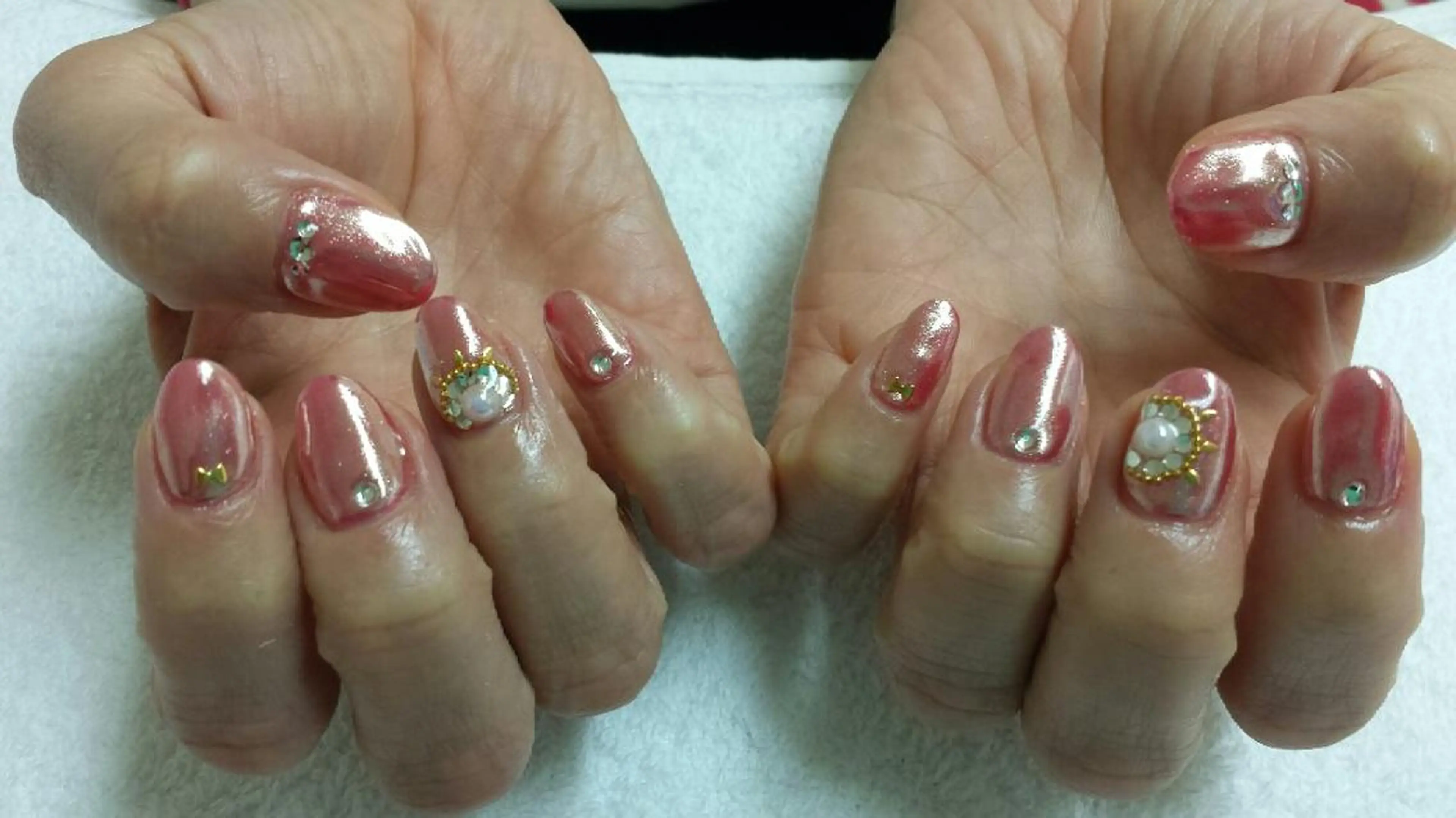 ネイル 河野ちえ (雑誌掲載サロン)のネイルデザイン