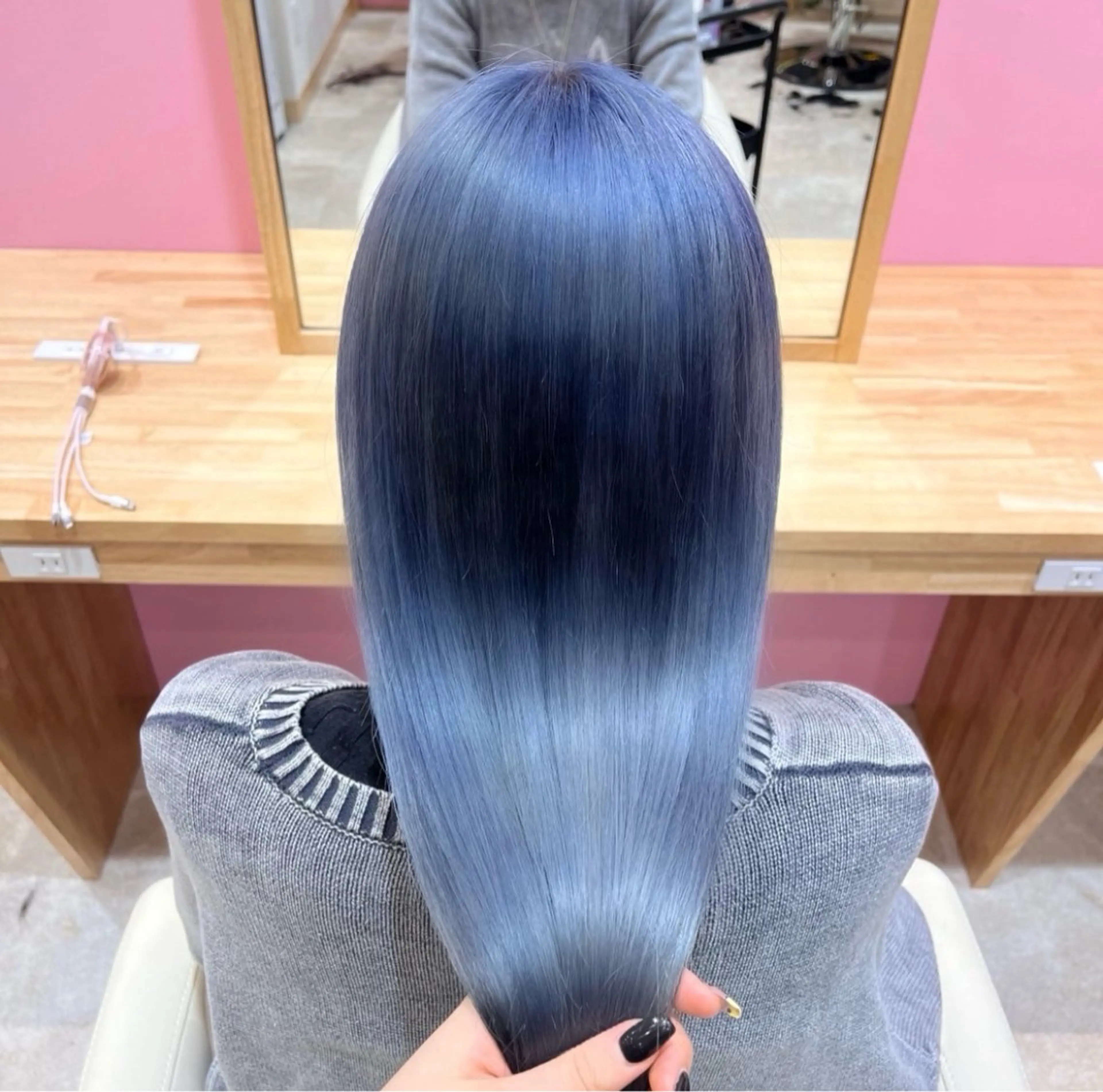 ロング カラー 望愛/暖色カラー/ レイヤー/メンズのヘアスタイル