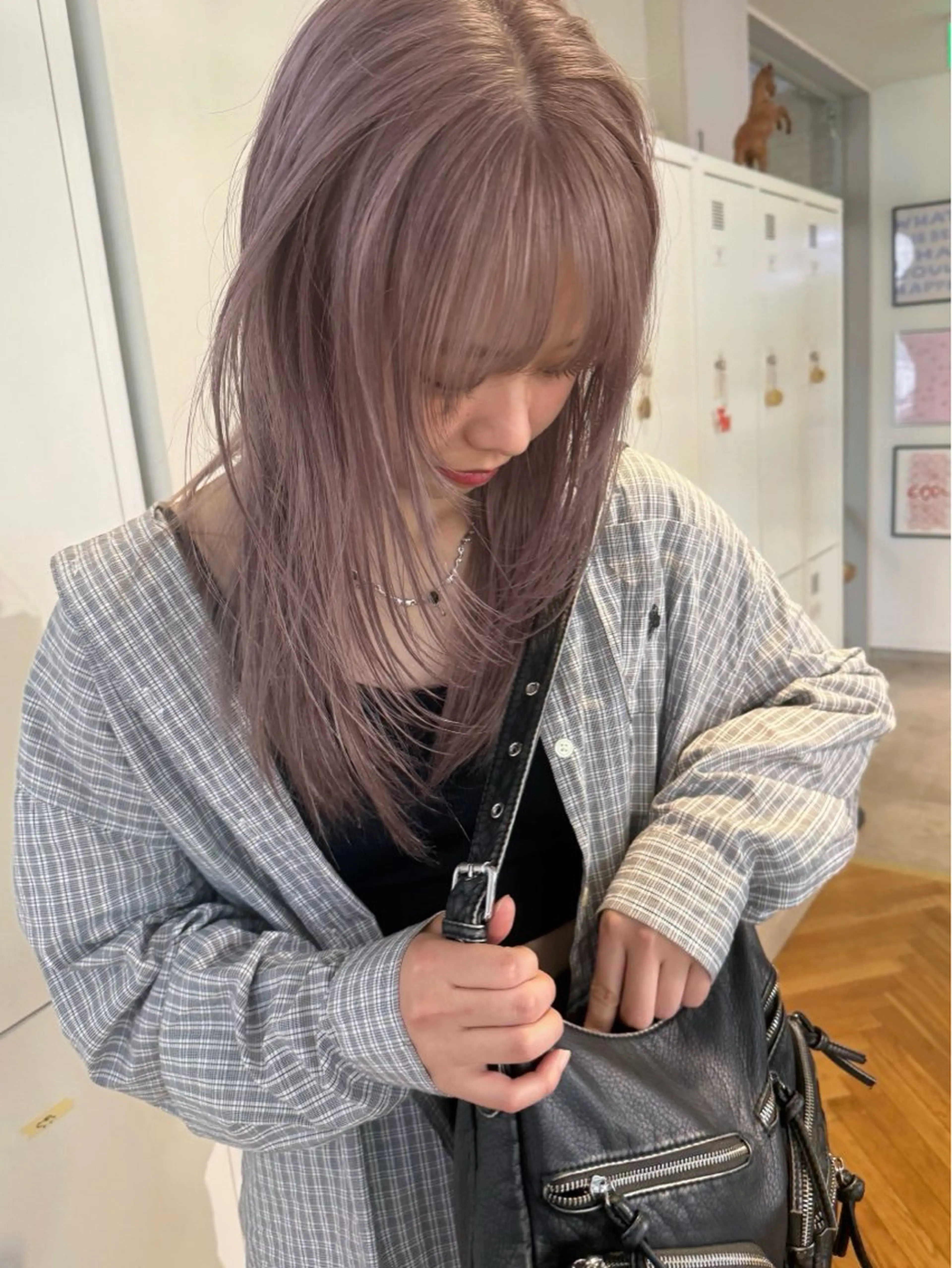 ロング カラー 南部 綾音のヘアスタイル