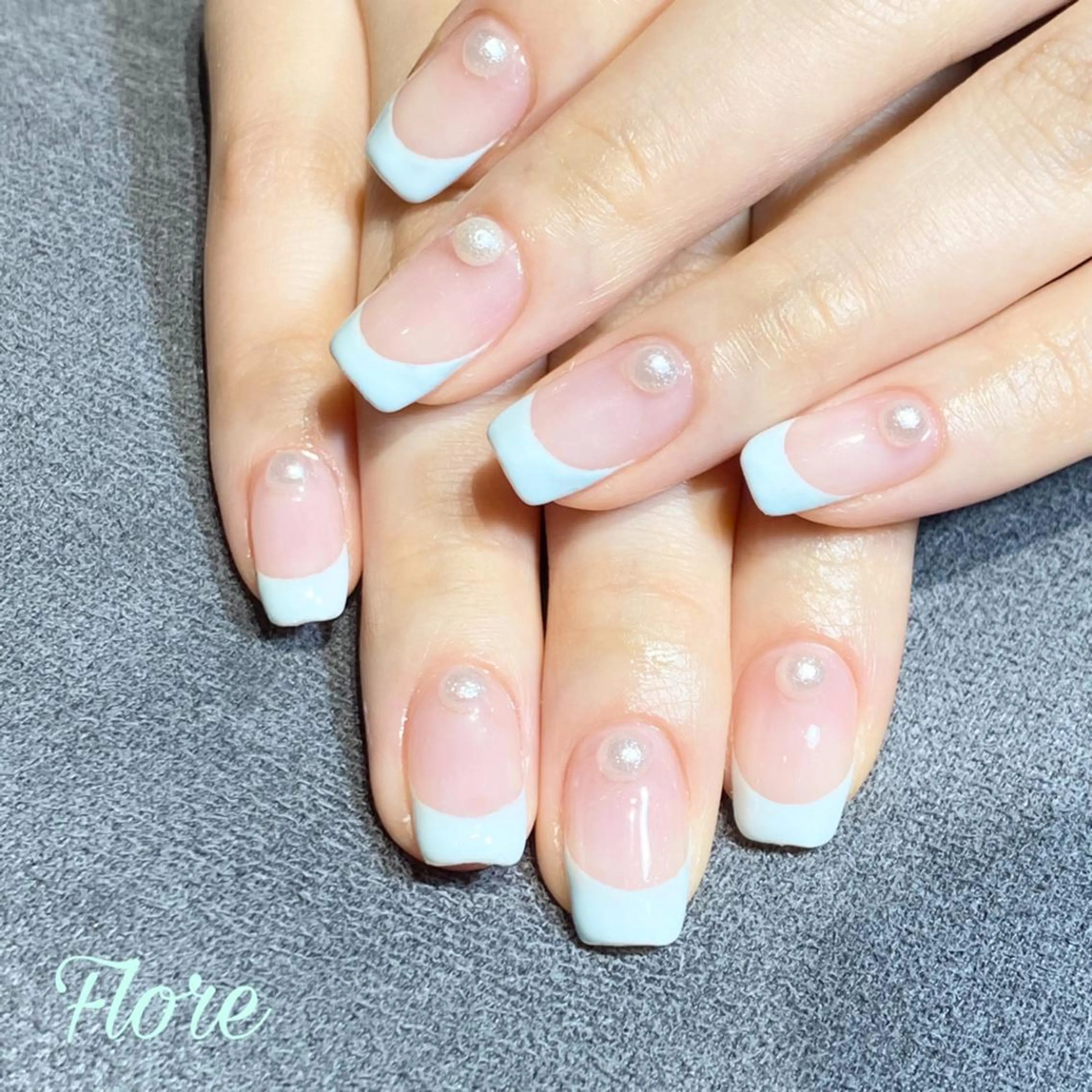 ネイル Flore (フロール)の眉毛・アイブロウイメージ