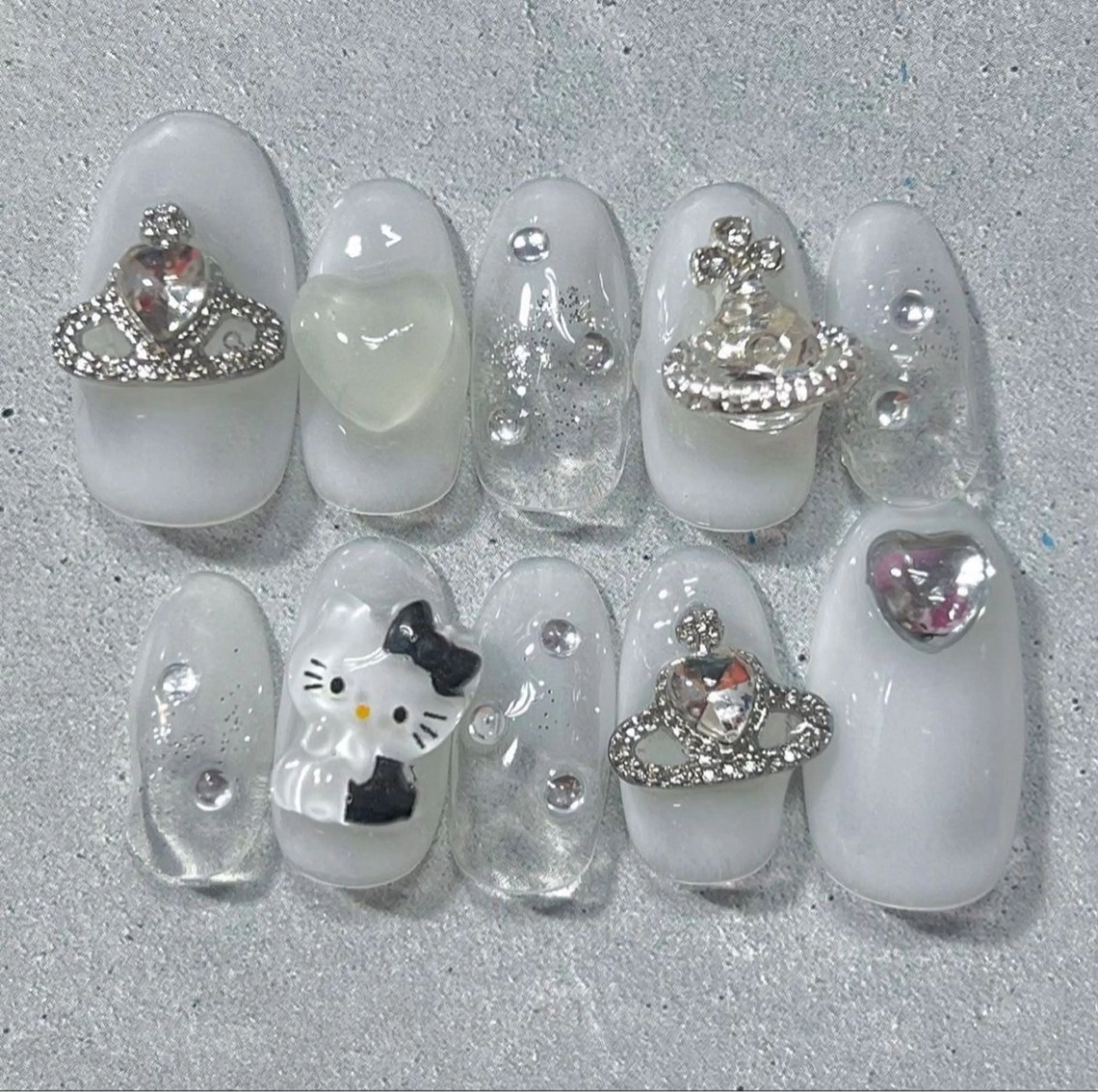 ネイル フレンチネイル ガラスフレンチ グラデーション マグネットネイル ミラーネイル Lee Nailsのネイルデザイン