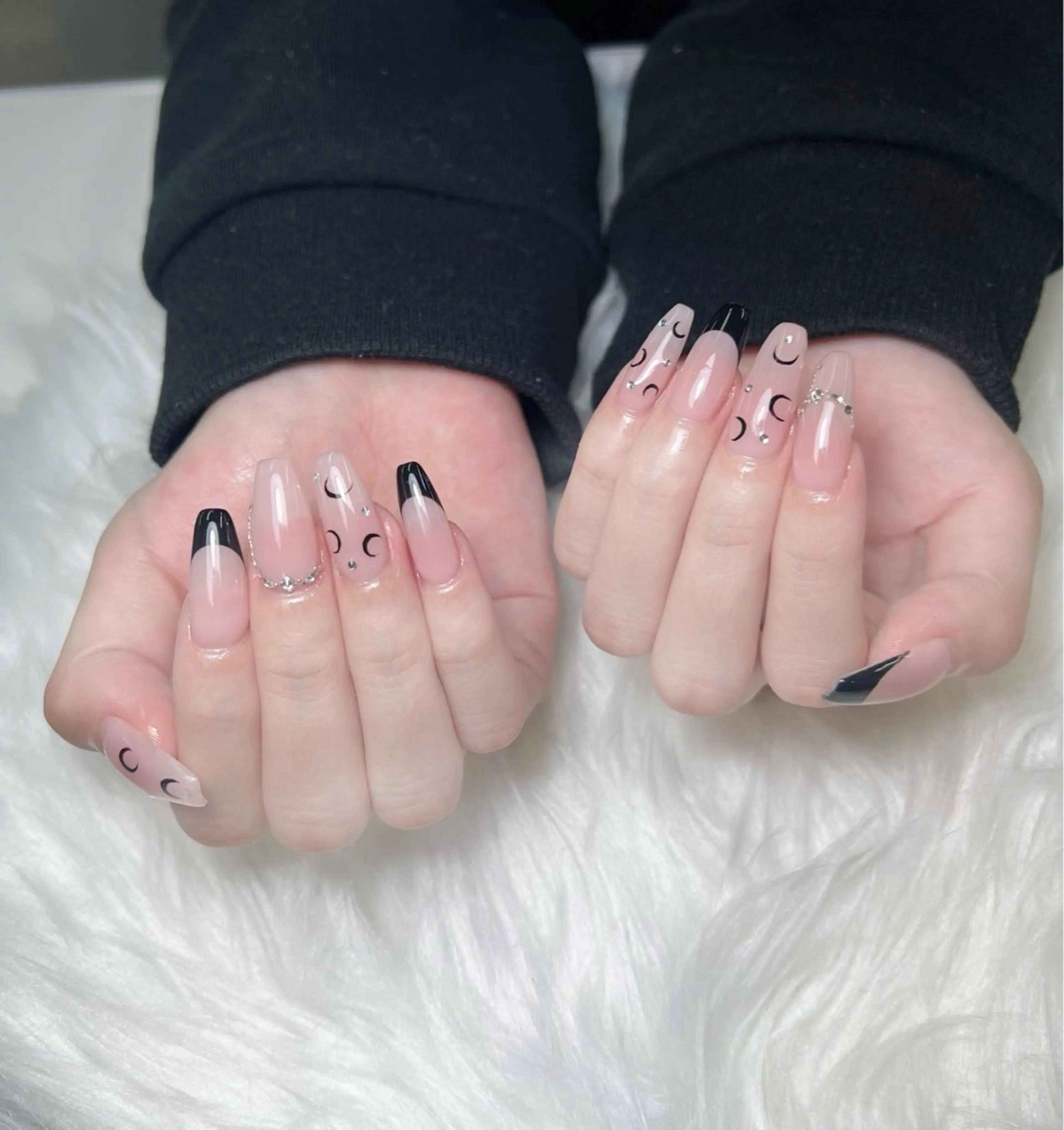 ネイル ジェルネイル ガーリー 韓国ネイル ニュアンスネイル シンプルネイル ハンドネイル King Nail_Salonのネイルデザイン
