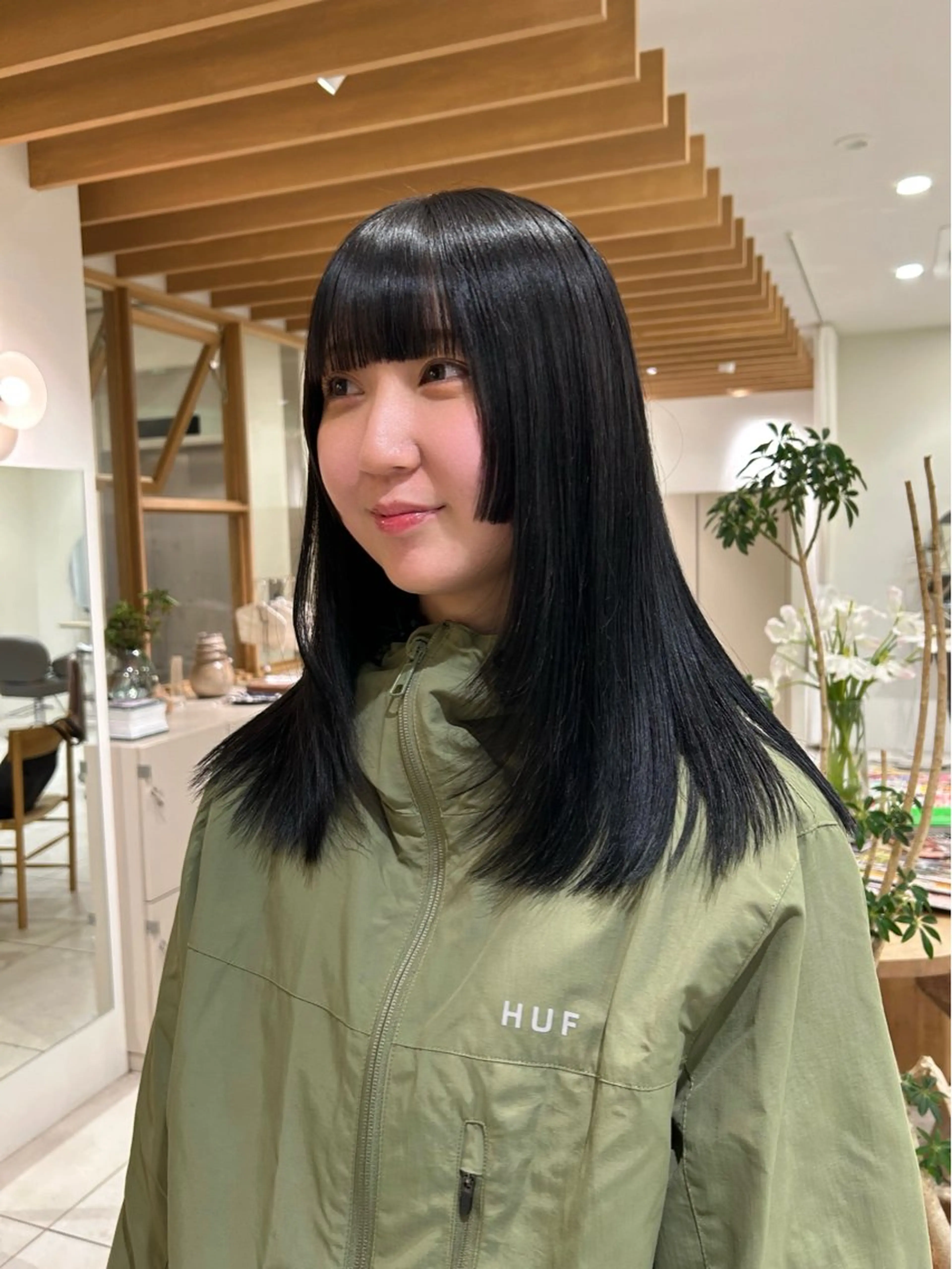 ミディアム カラー 姫カット レイヤーカット 矢場町/酸性ストレー ト/髪質改善/リオのヘアスタイル