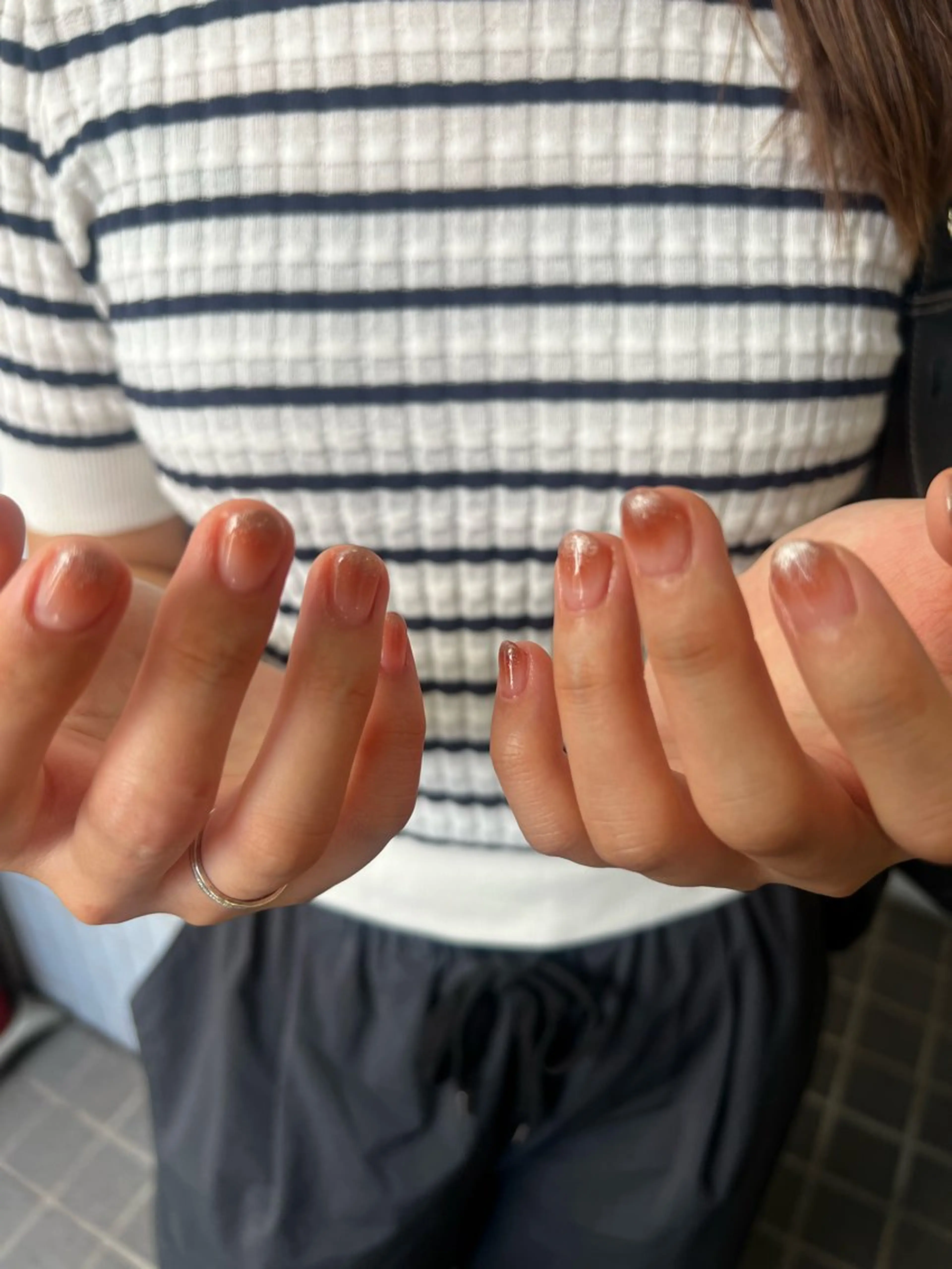 ネイル キラキラネイル ハンドネイル ヘアメイクネイリスト 💄💅hidemiのヘアスタイル