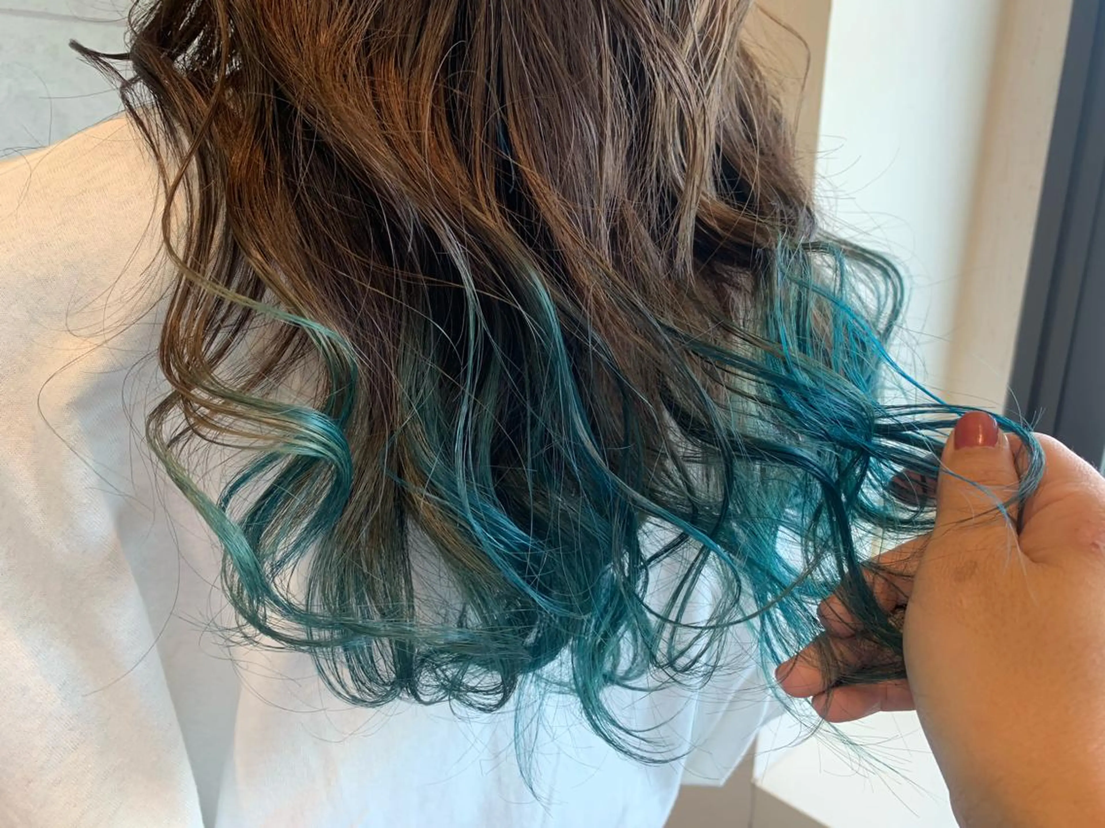 セミロング カラー ヘアアレンジ ブリーチ 🌿‬ ܸAir 透明感🌱西村知佳のヘアスタイル