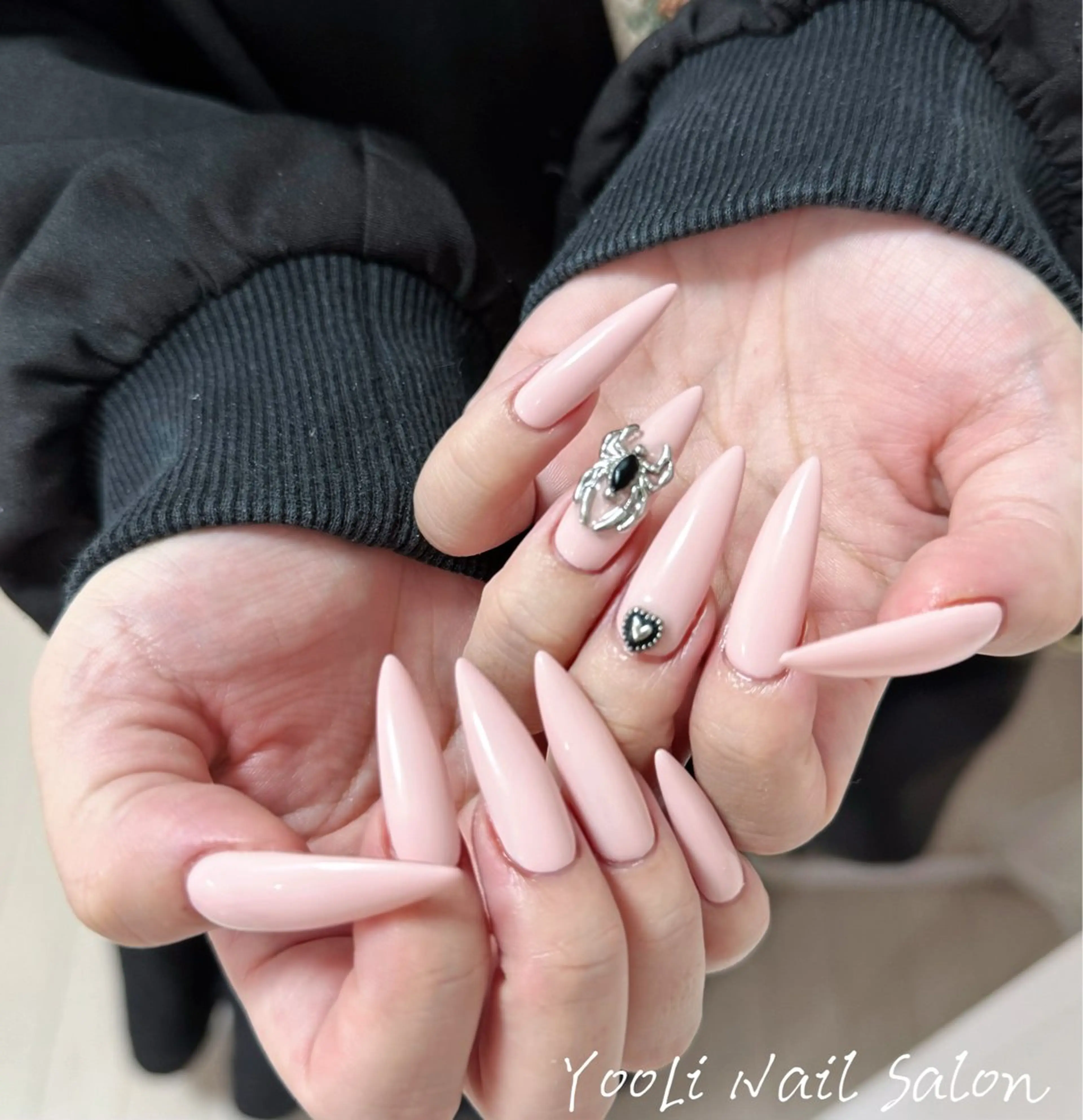 ネイル アートネイル オーロラネイル チークネイル フレンチネイル ガラスフレンチ ハンドネイル 🎀🎀YooLi Nail Salonのネイルデザイン