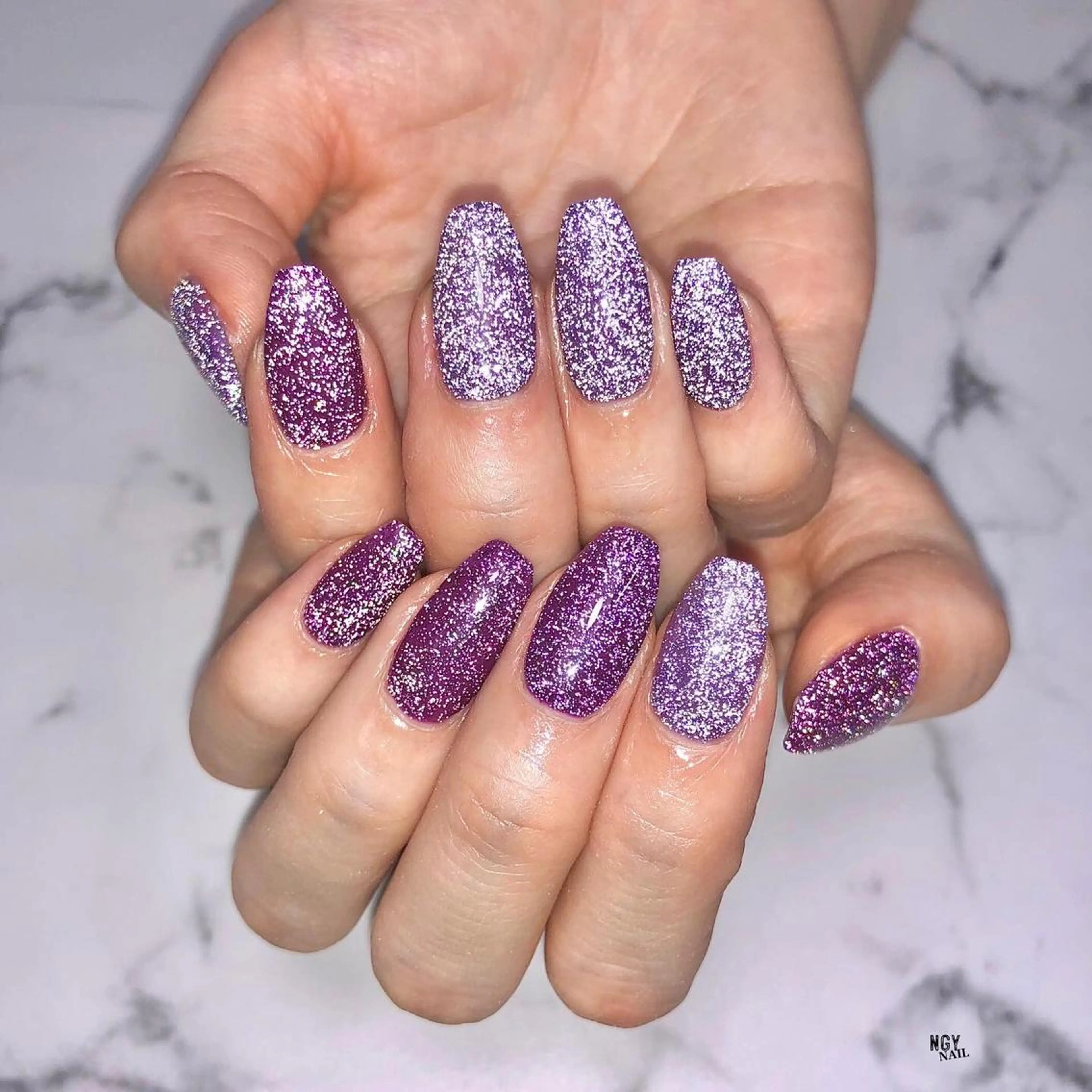 ネイル フラッシュネイル ジェルネイル キラキラネイル 韓国ネイル ラメ(グリッター) ハンドネイル NAIL NOWのネイルデザイン