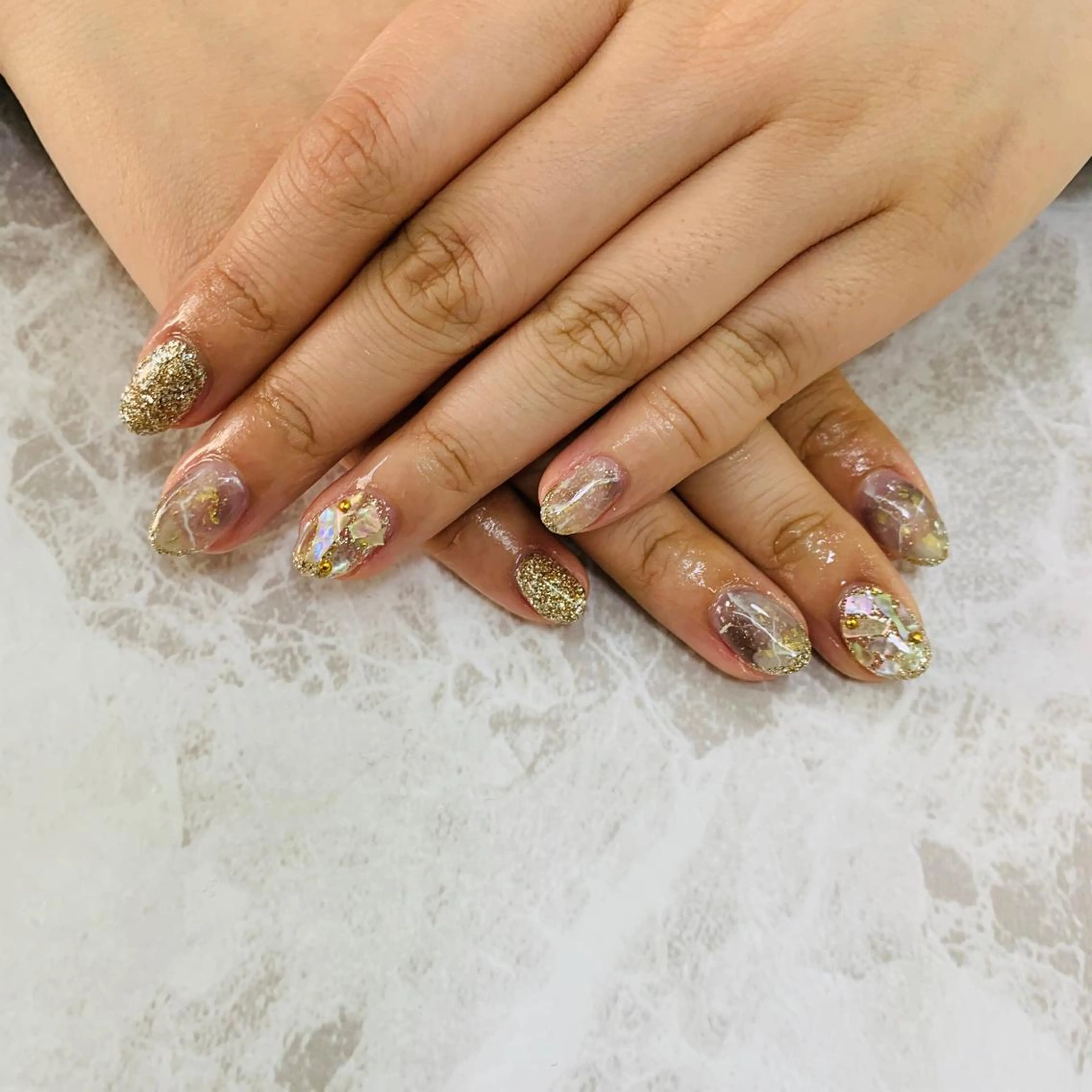 ネイル ニュアンスネイル Feliz 楽しいネイルサロンのネイルデザイン