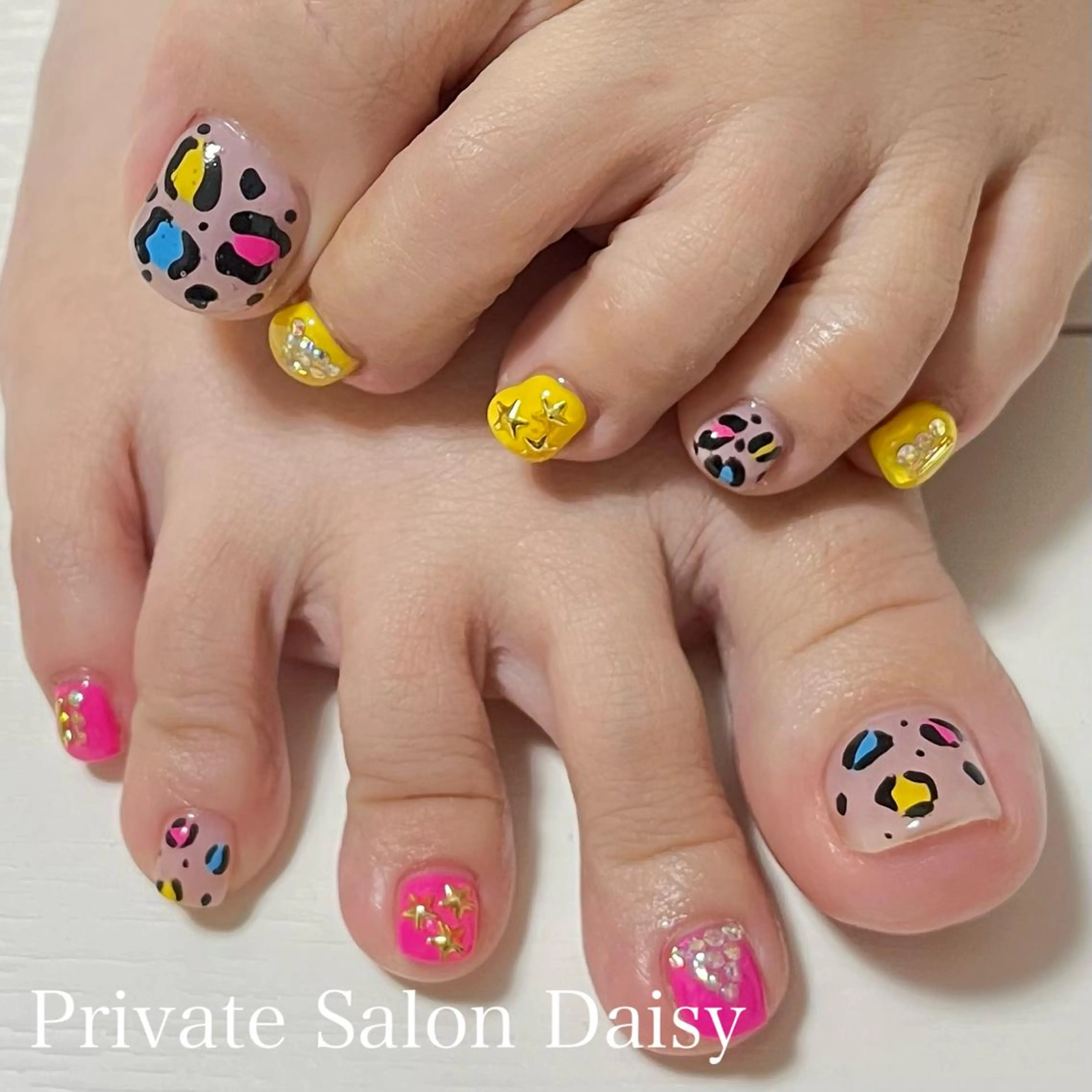 ネイル フットネイル プライベートサロン Daisyのネイルデザイン