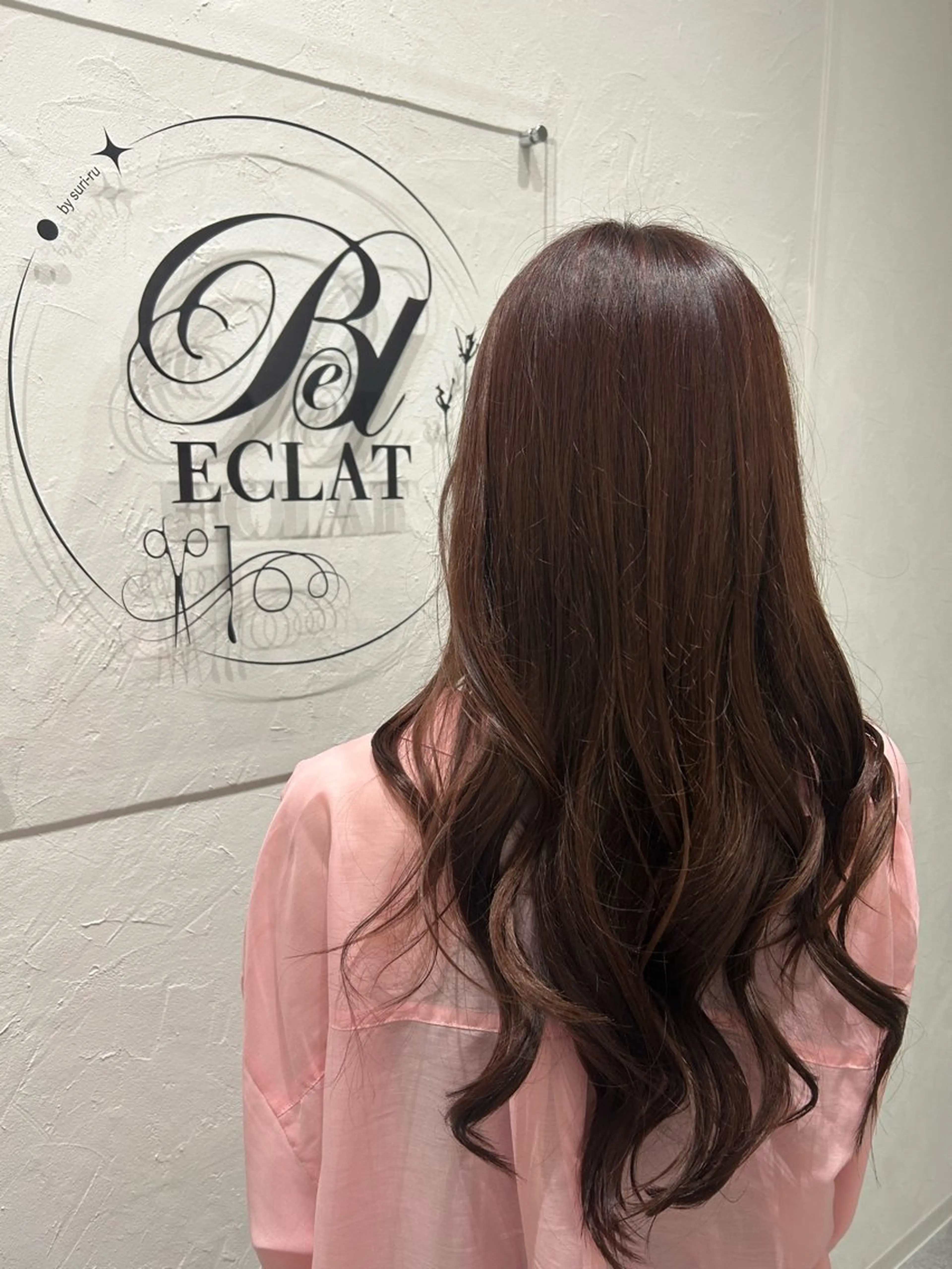 カラー 稲井 裕美のヘアスタイル