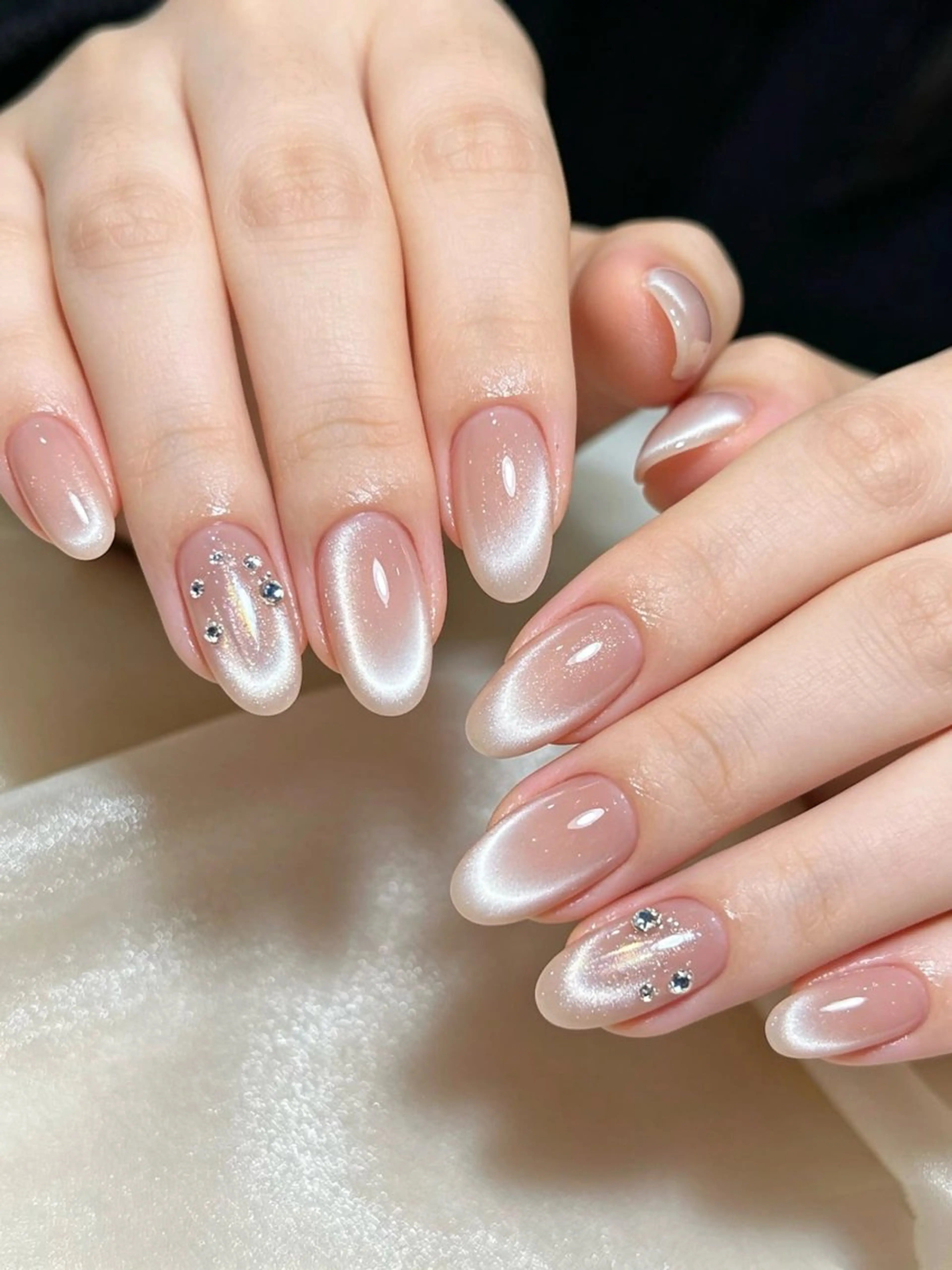 セミロング T&D NailSalonのネイルデザイン