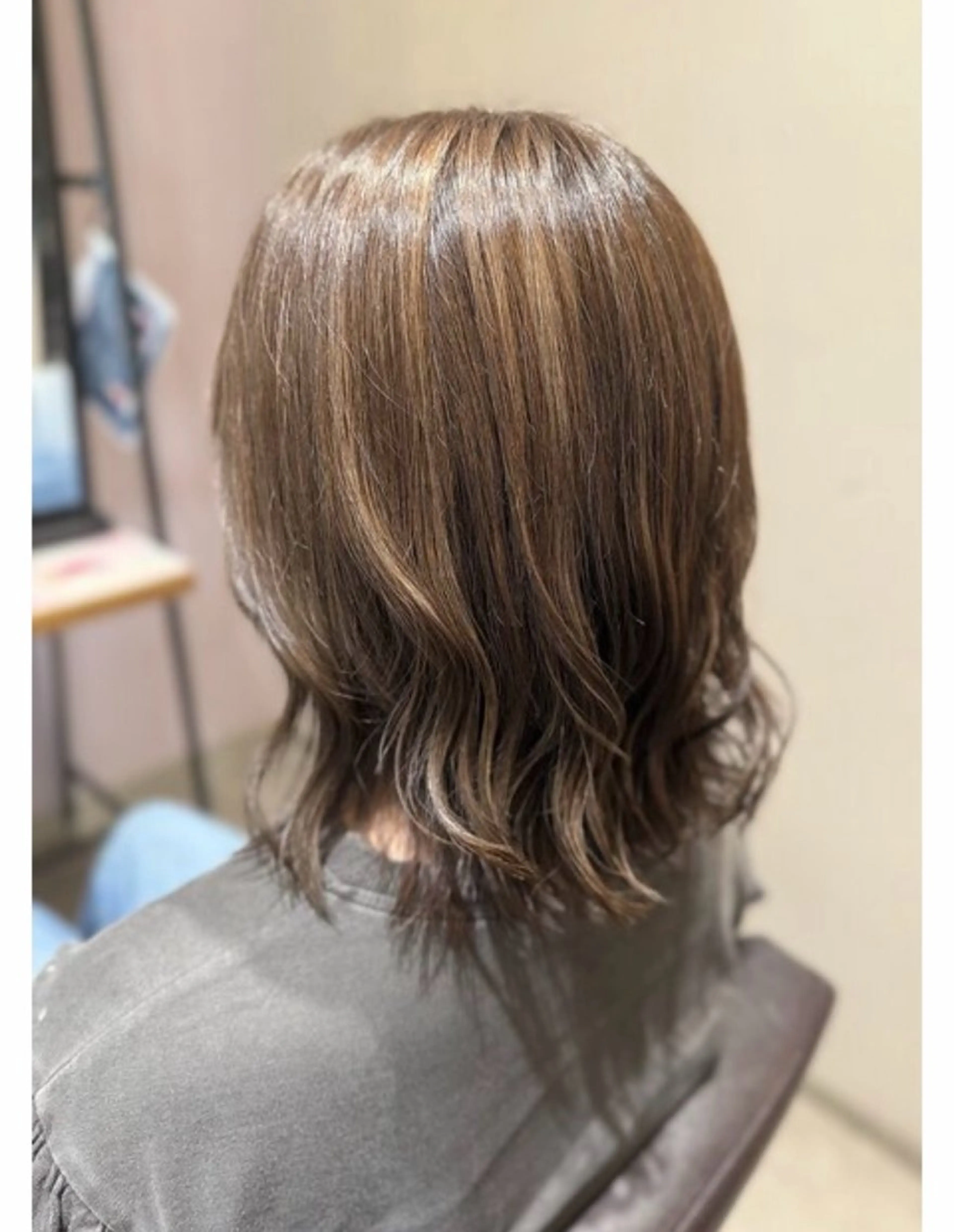 カラー 梶 瑞希のヘアスタイル