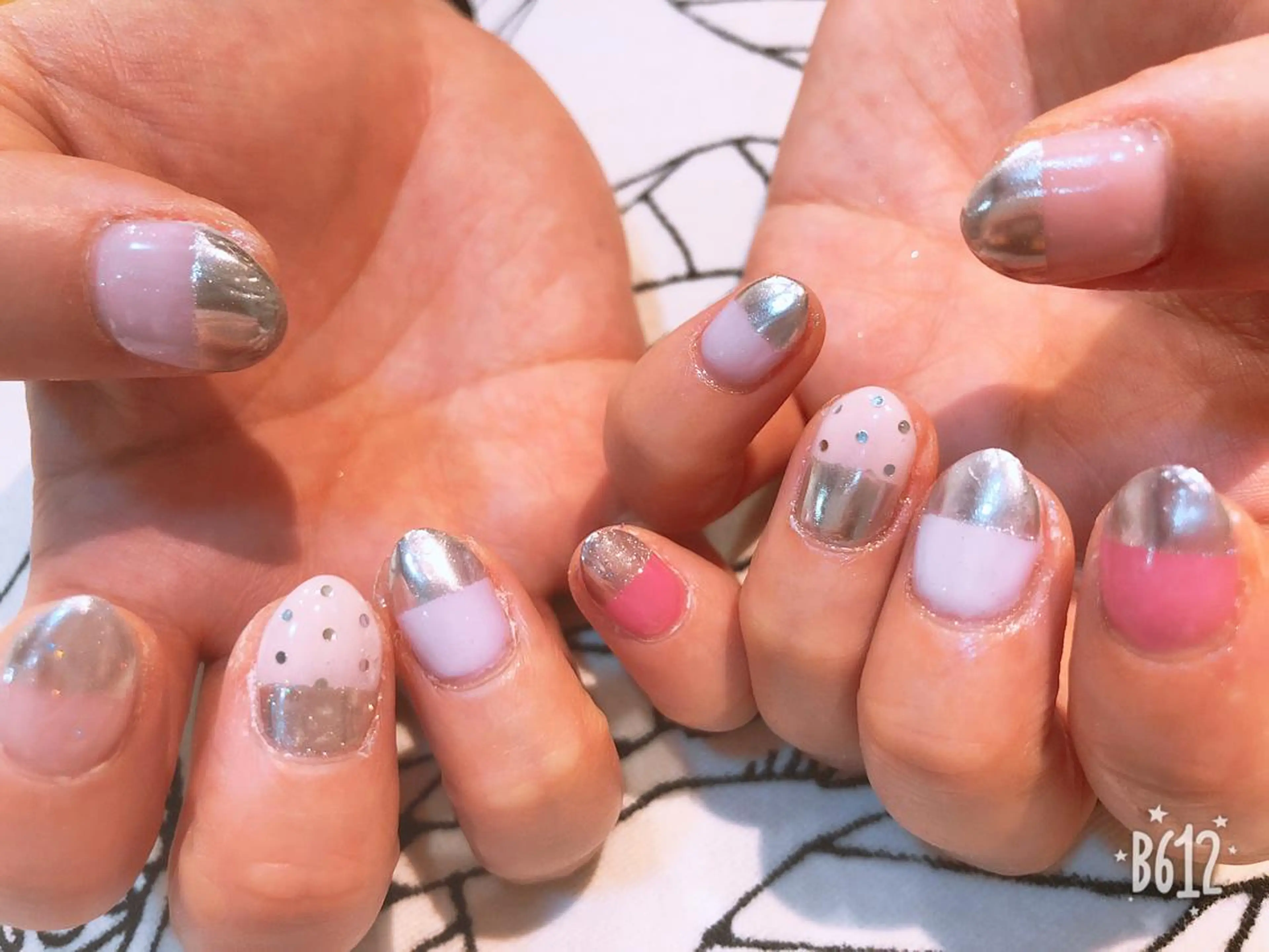 ネイル noix nail &eyeのネイルデザイン