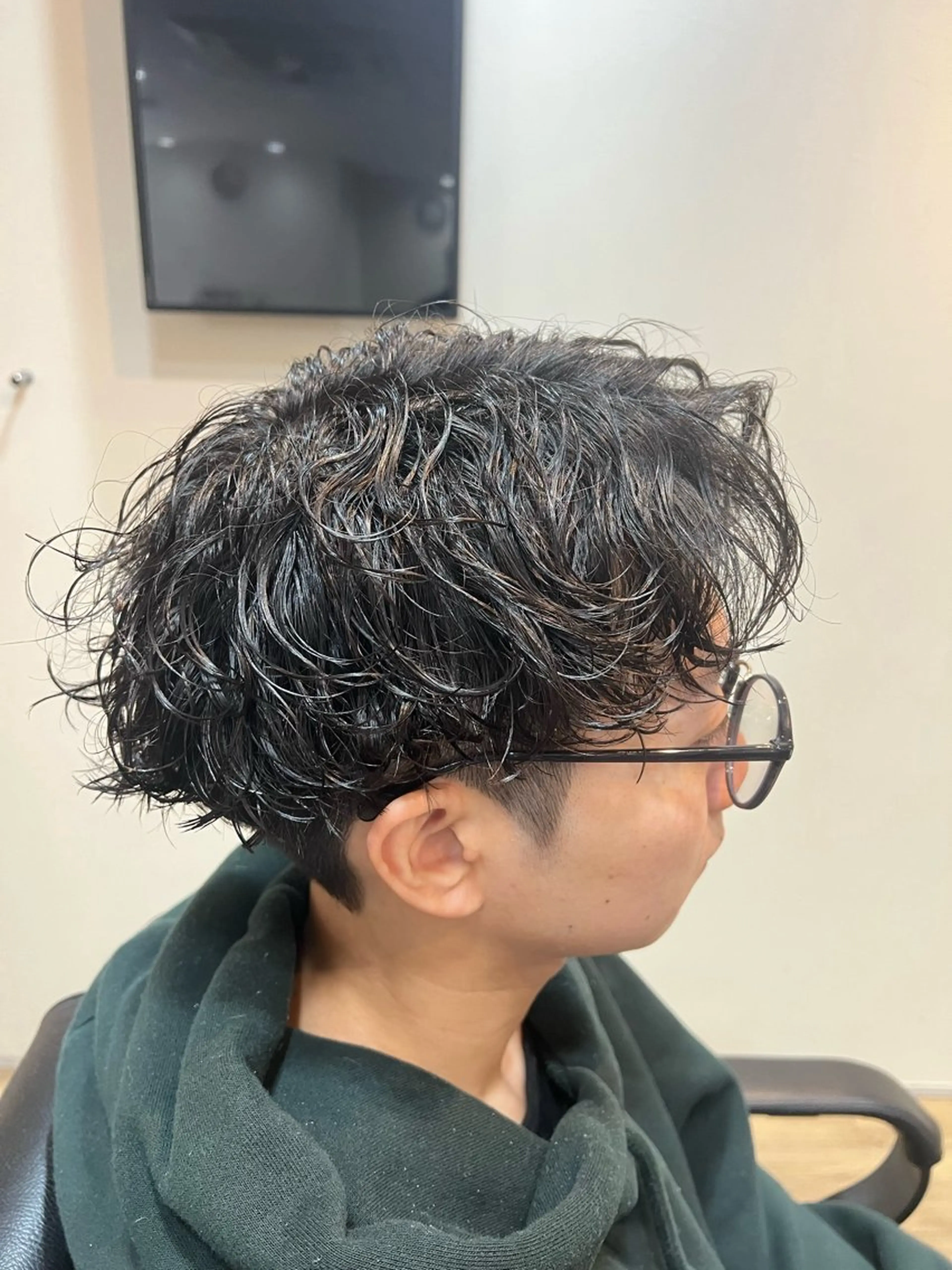 ショート メンズ パーマ／メンズ ／ピンパーマ/横山のヘアスタイル