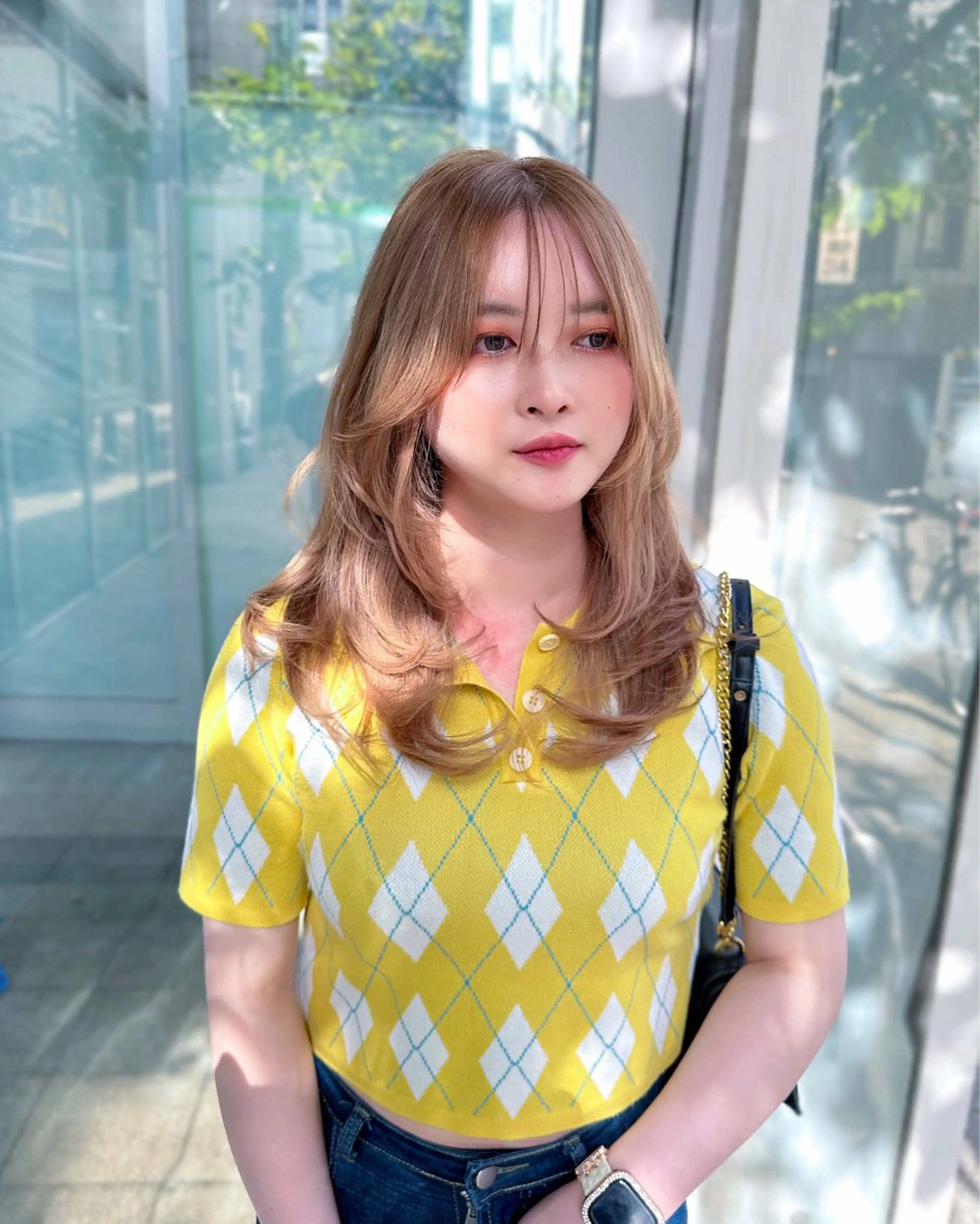 セミロング カラー 韓国レイヤーカット/ ダブルカラーのヘアスタイル