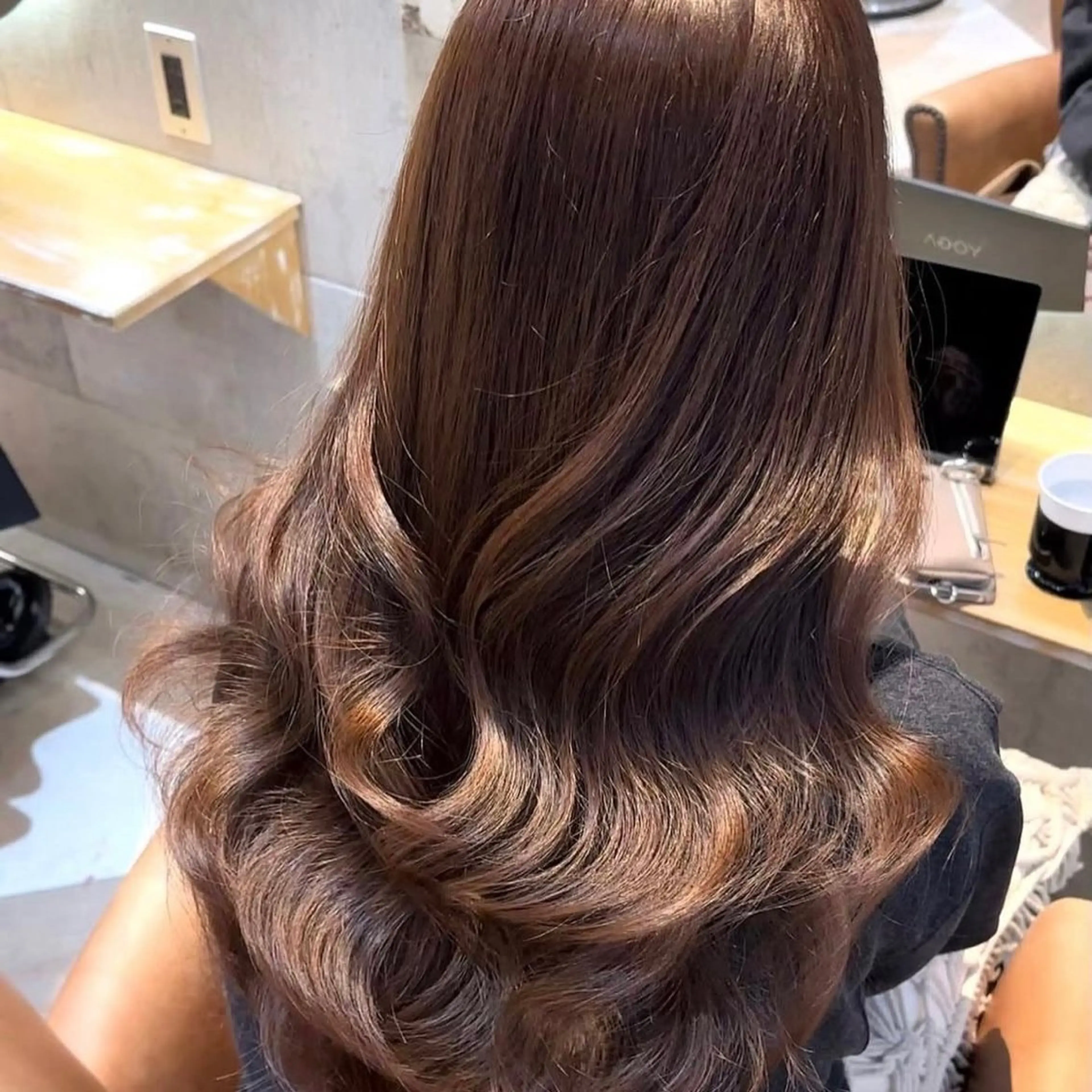 【学生限定🎀】大人気🦋ミディアムグラカット🌷+透明感カラー🤍+3stepトリートメント💖の写真