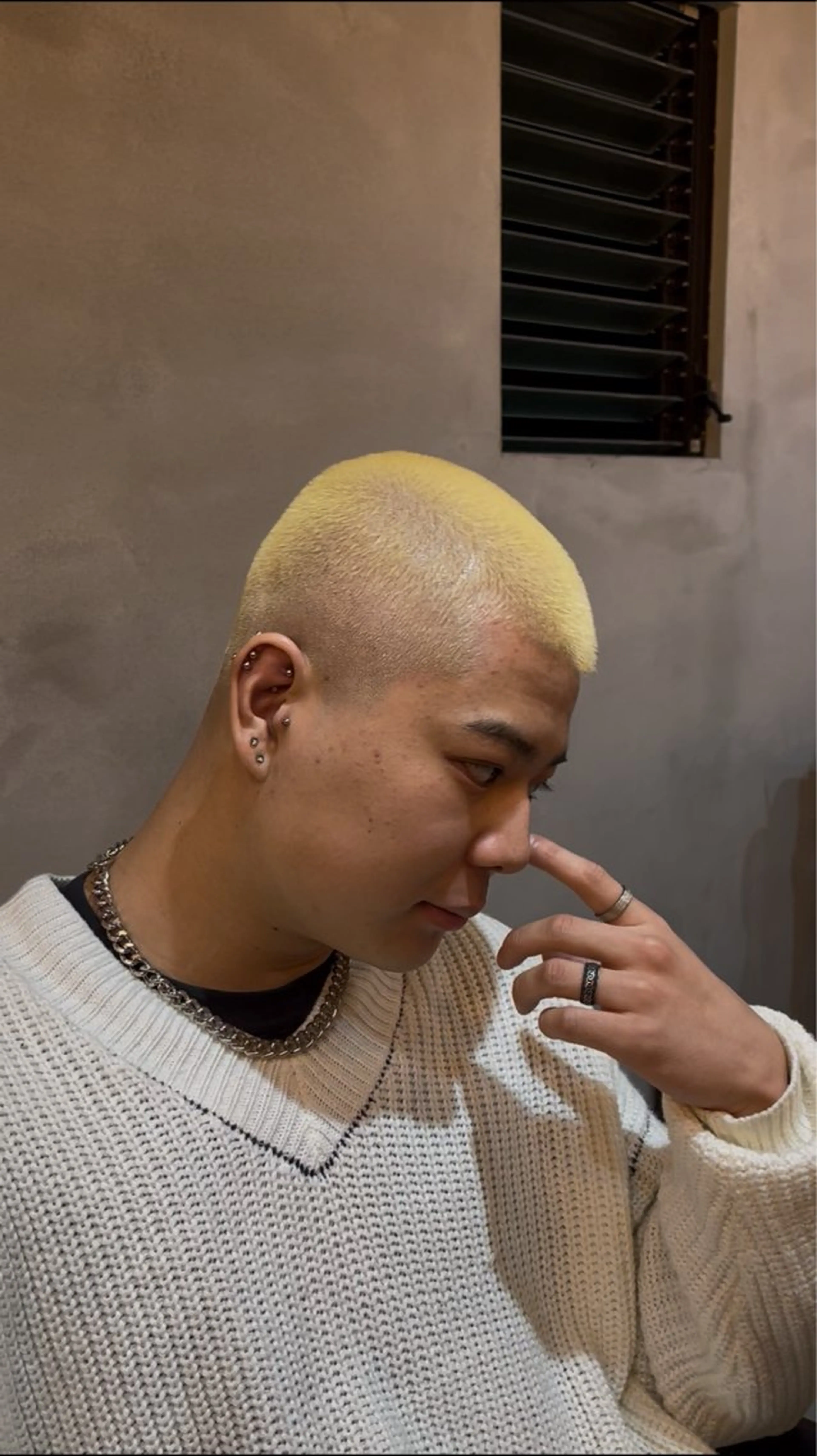 ショート カラー メンズ メンズブリーチ フェードカット ブリーチ カット ヘアカラー 海外風メンズ🇺🇸 💈N.Yuto💈のヘアスタイル