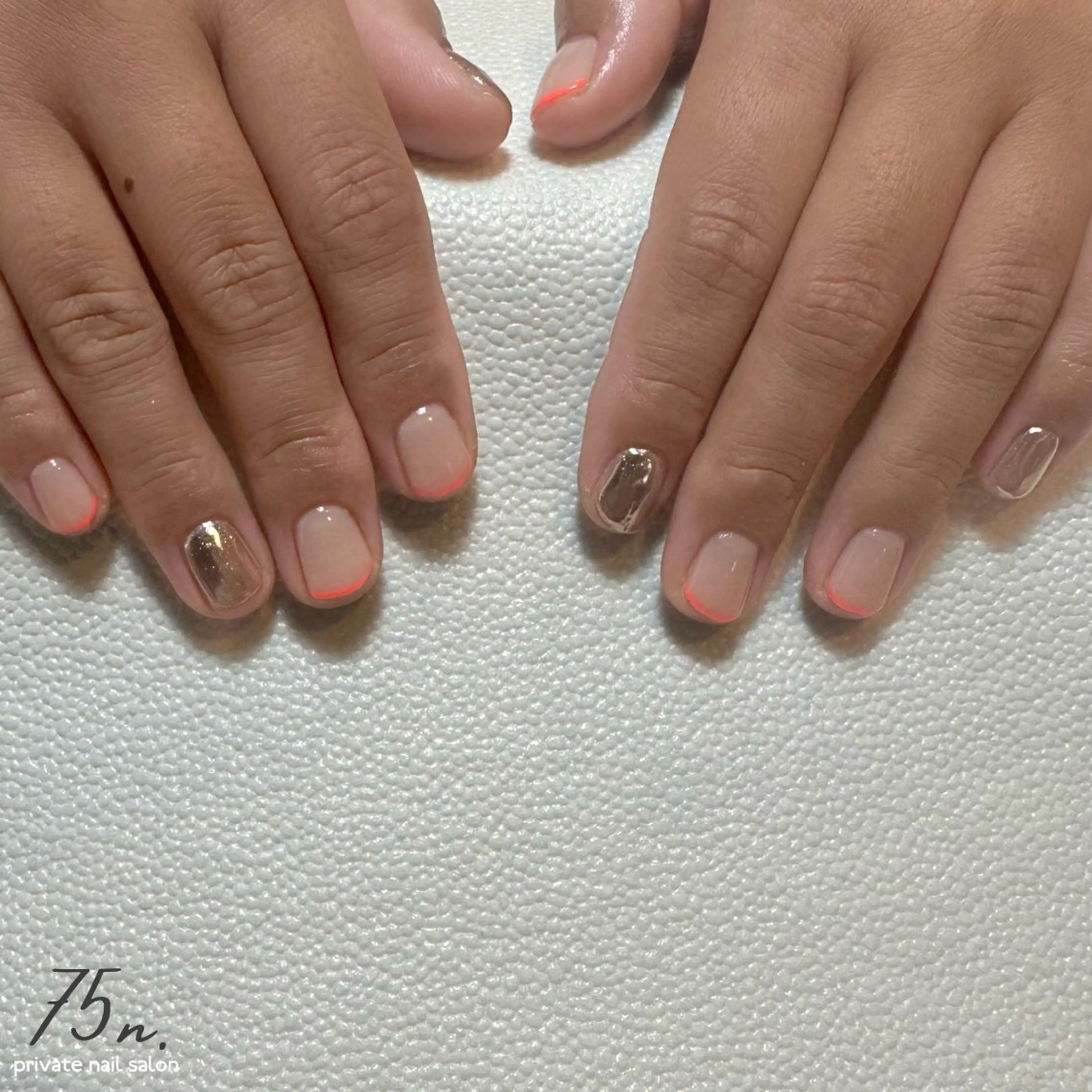 ネイル フレンチネイル ミラーネイル 75n. ナゴンのネイルデザイン