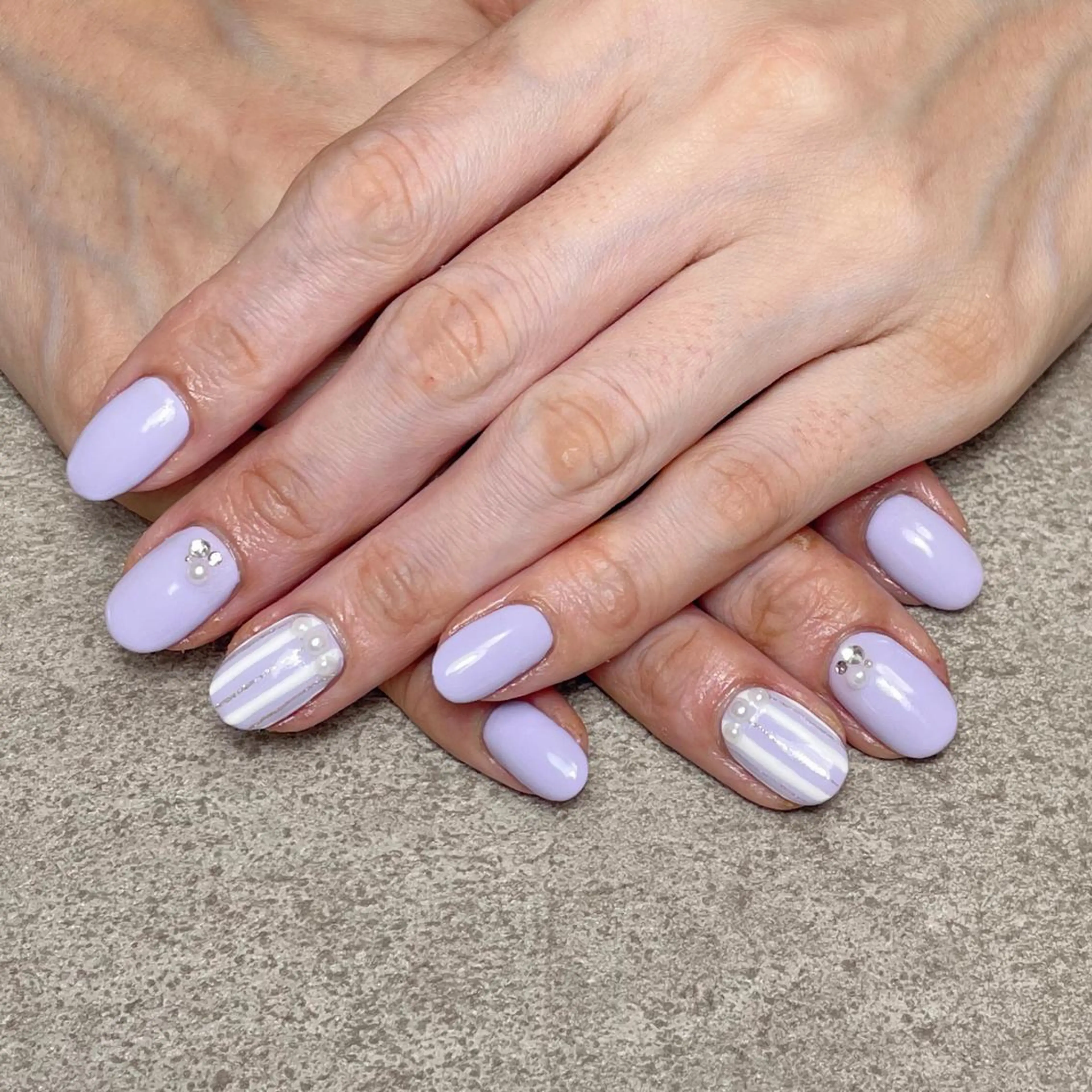 ネイル ハンドネイル nailroom DIASOMNIAのネイルデザイン