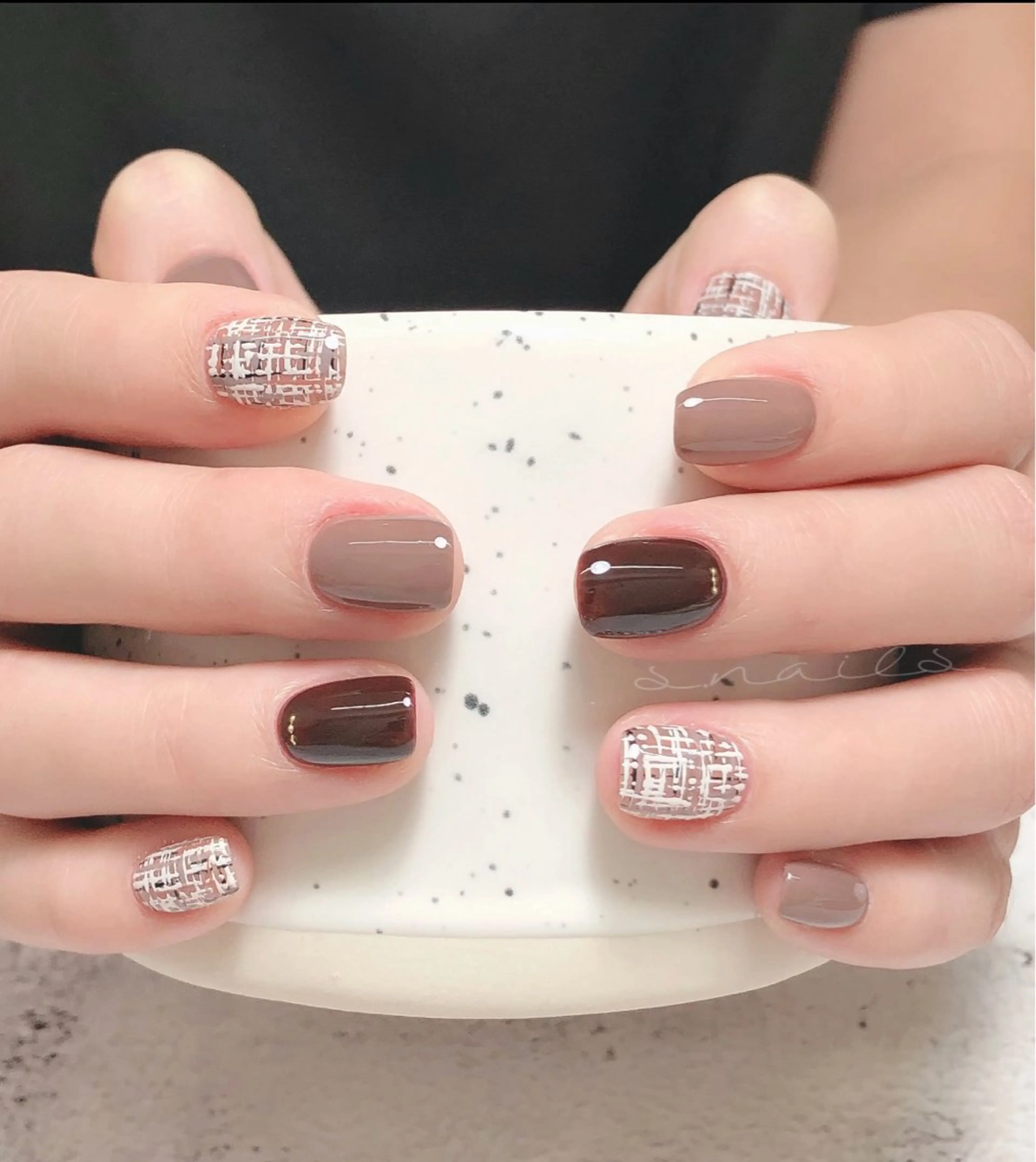 ネイル チークネイル ツイードネイル ハンドネイル B·U Nail大宮 長さだし専門店のネイルデザイン