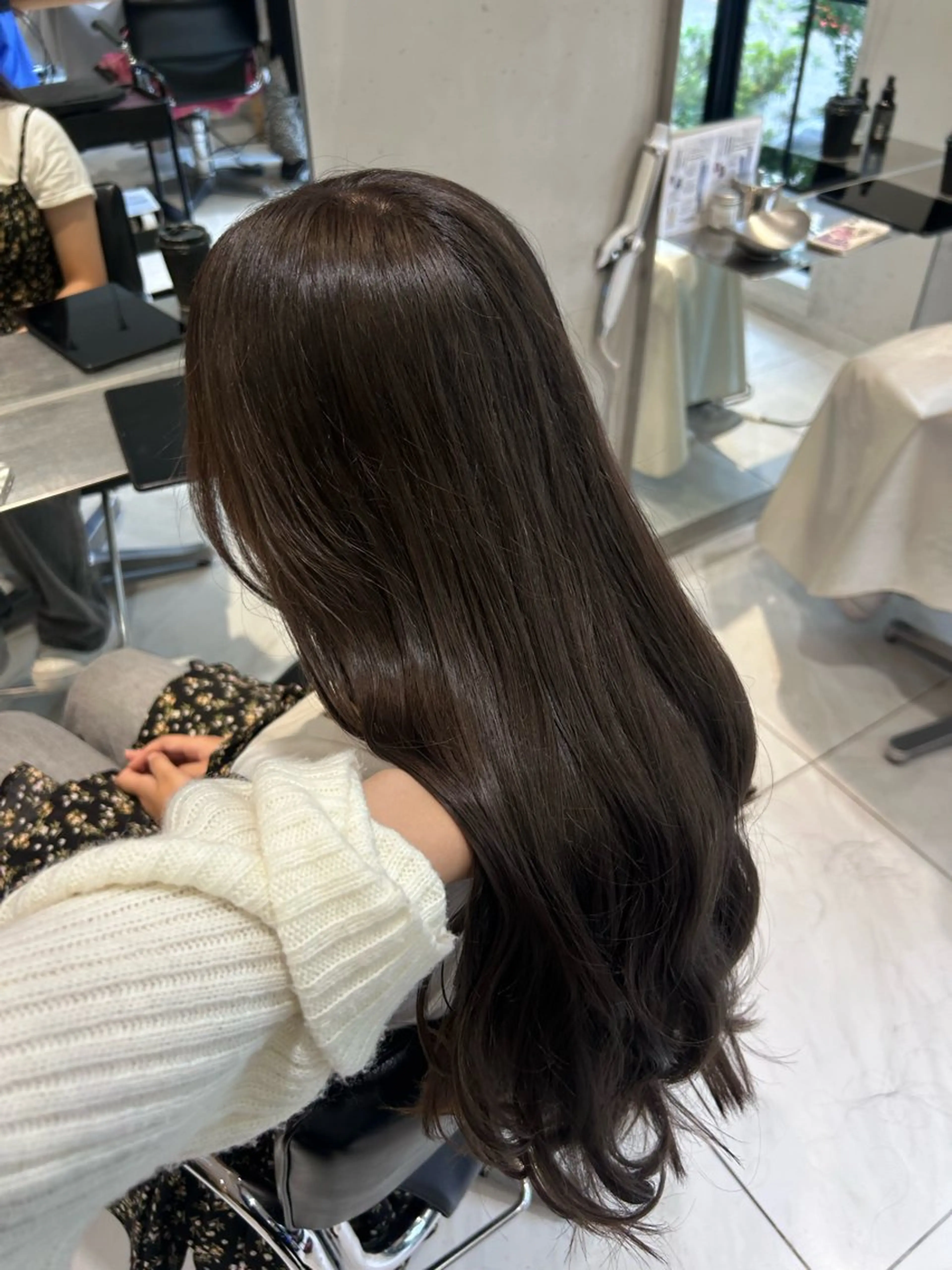 カラー ブラウンカラー ハイトーンカラー ヘアカラー トリートメント ヘッドスパ ヘアセット miko🪽地毛風/ ハイトーン/レイヤーのヘアスタイル