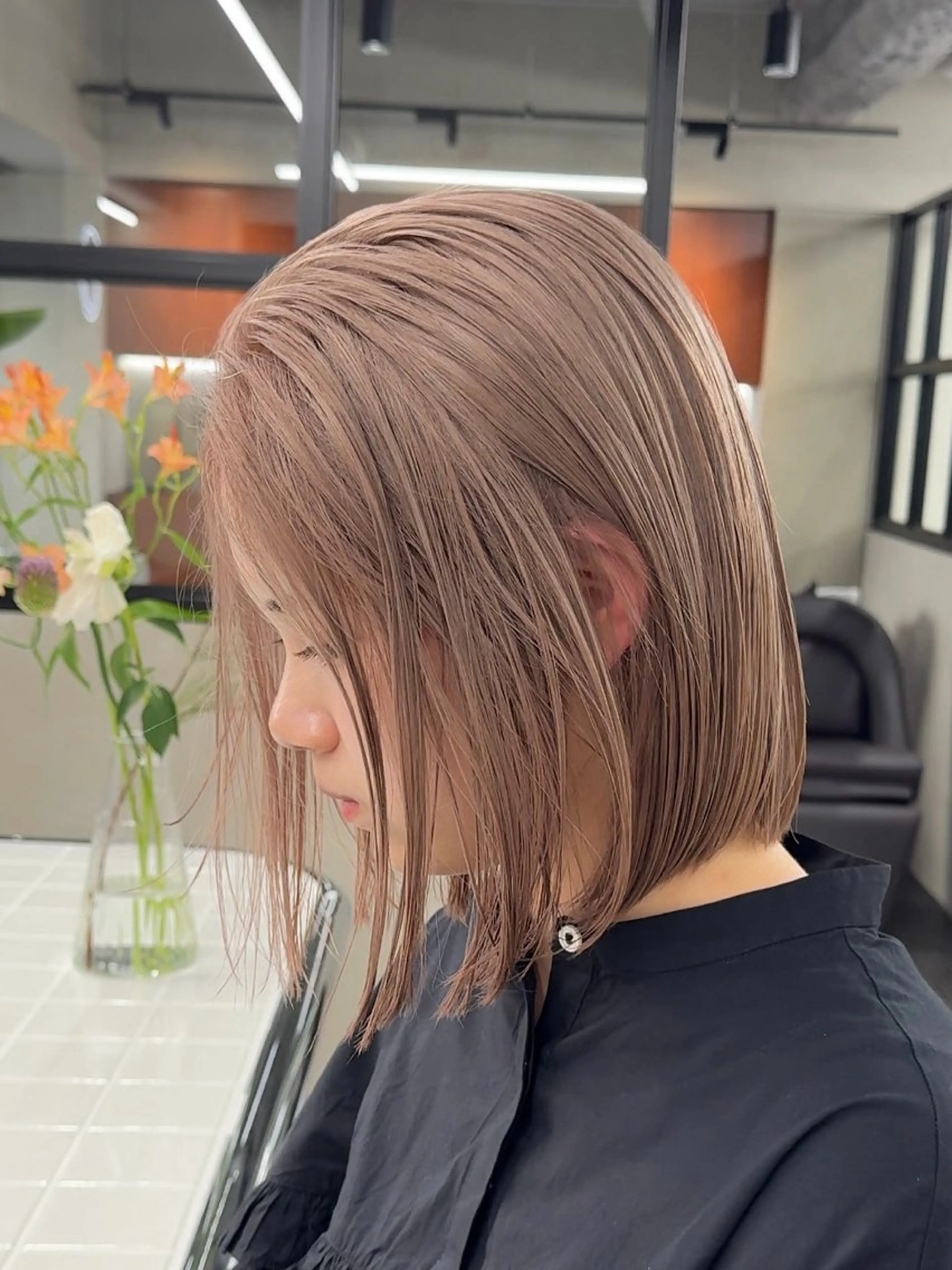 ミディアム カラー アッシュ ベージュカラー ブリーチ ブロンド ブラウンカラー カット ヘアカラー トリートメント ブリーチ　ハイトーン 特化🌈フジタハルキのヘアスタイル