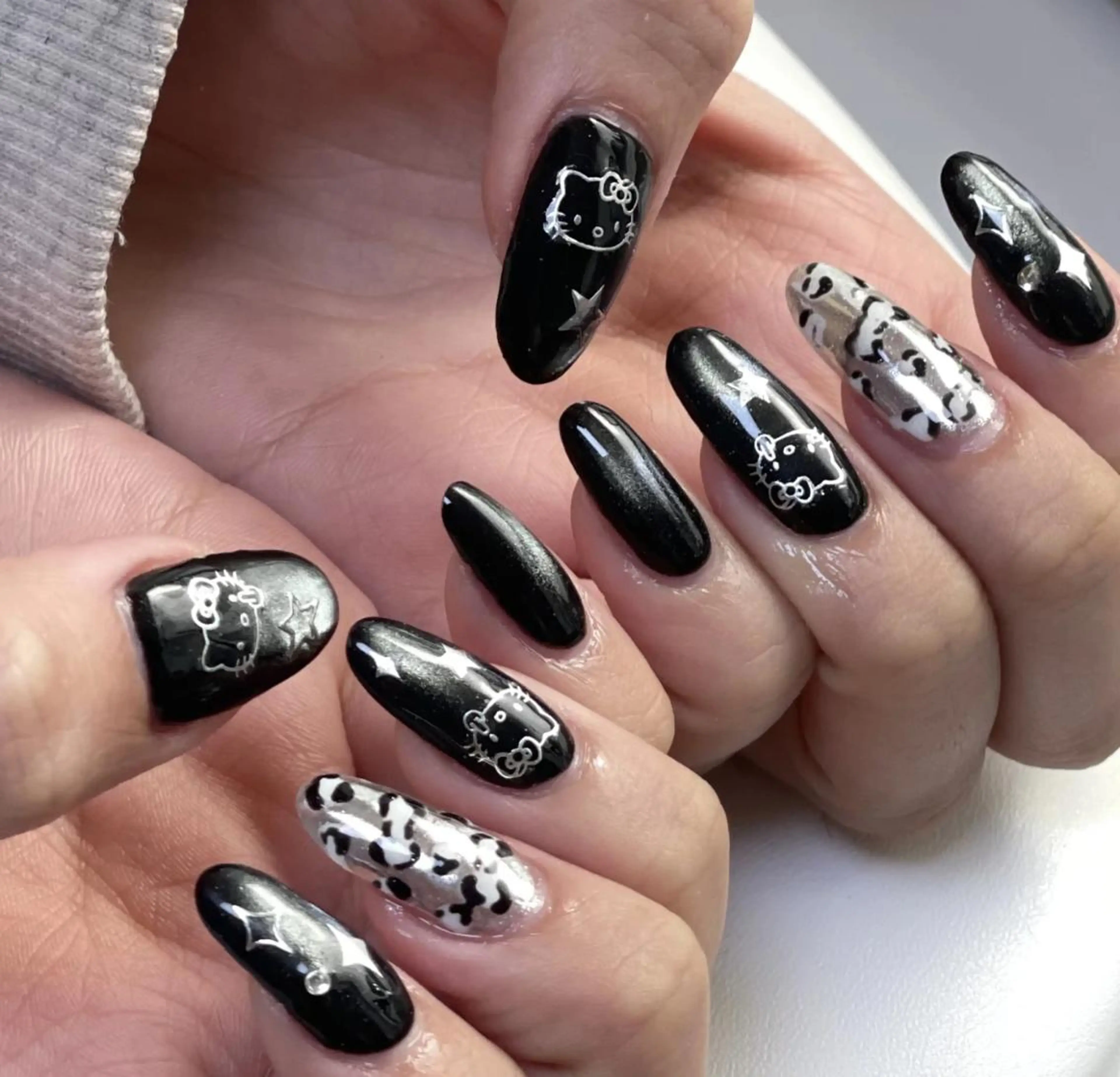 ネイル ハンドネイル ハンドケア 🍑 momo_nailのネイルデザイン