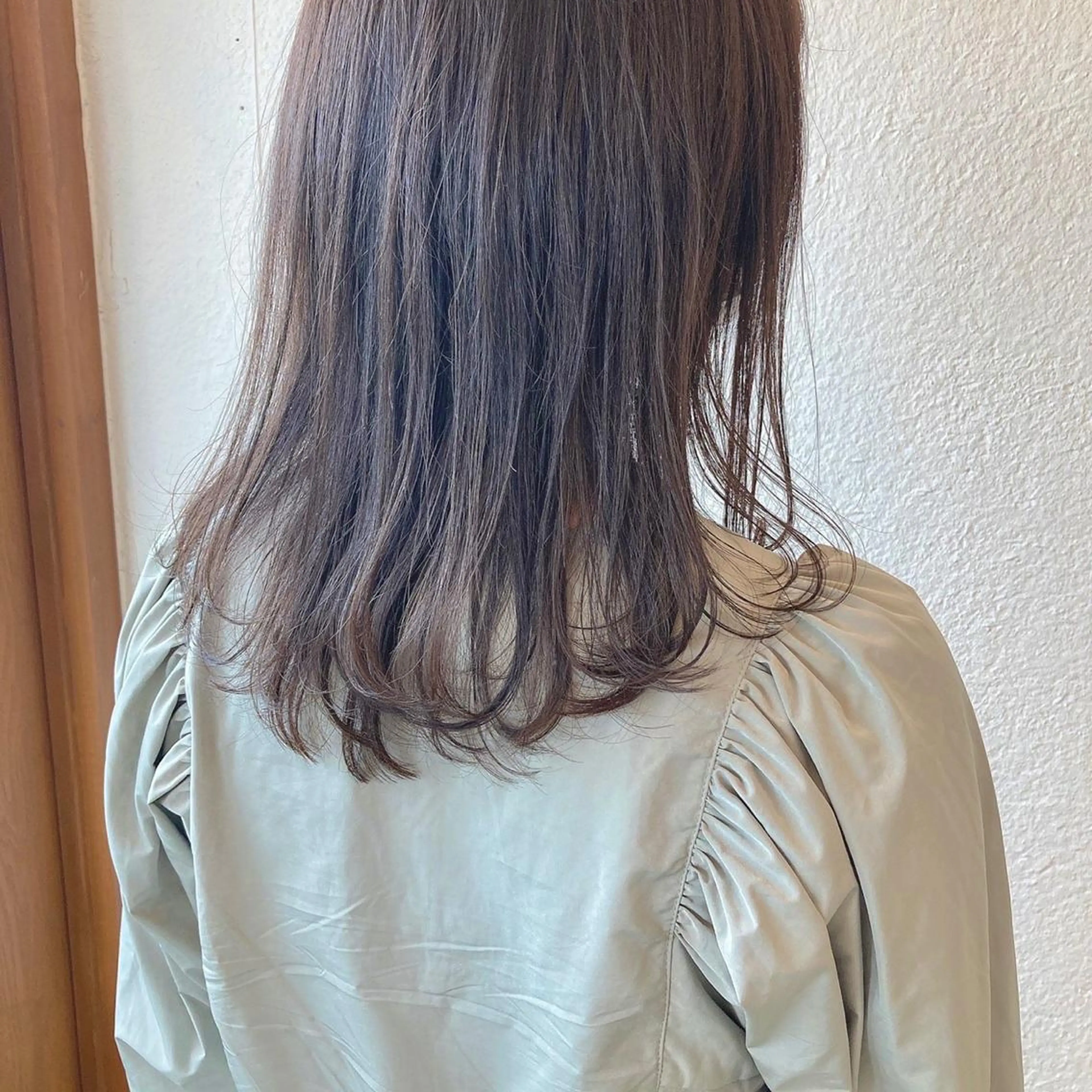 ショート カラー グレージュ エターナル所属・髪質改善特化 谷口祐綺のヘアスタイル