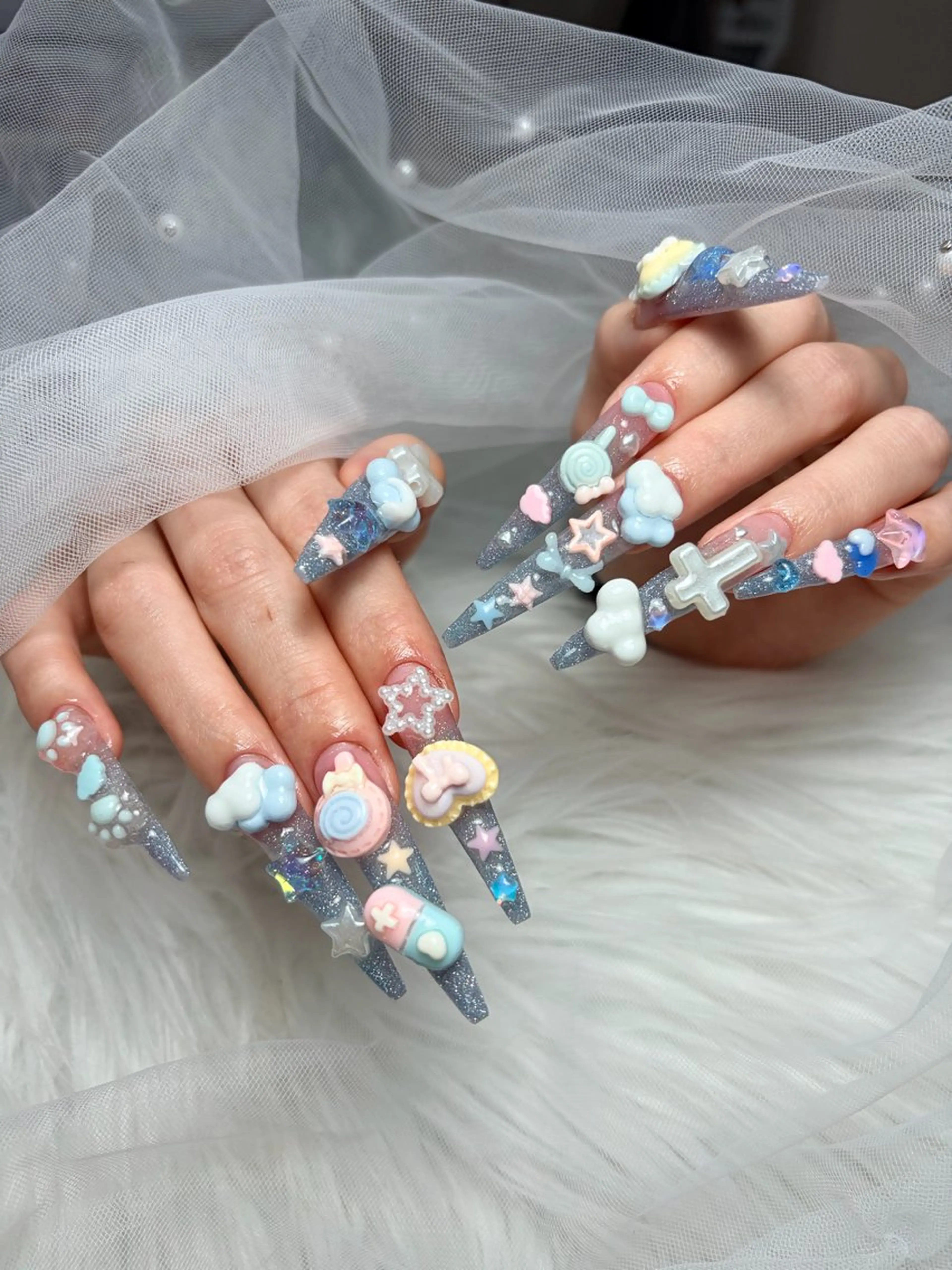 ネイル アートネイル 長さ出し ジェルネイル マグネットネイル ニュアンスネイル ハンドネイル Cloudy Chan Nailのネイルデザイン