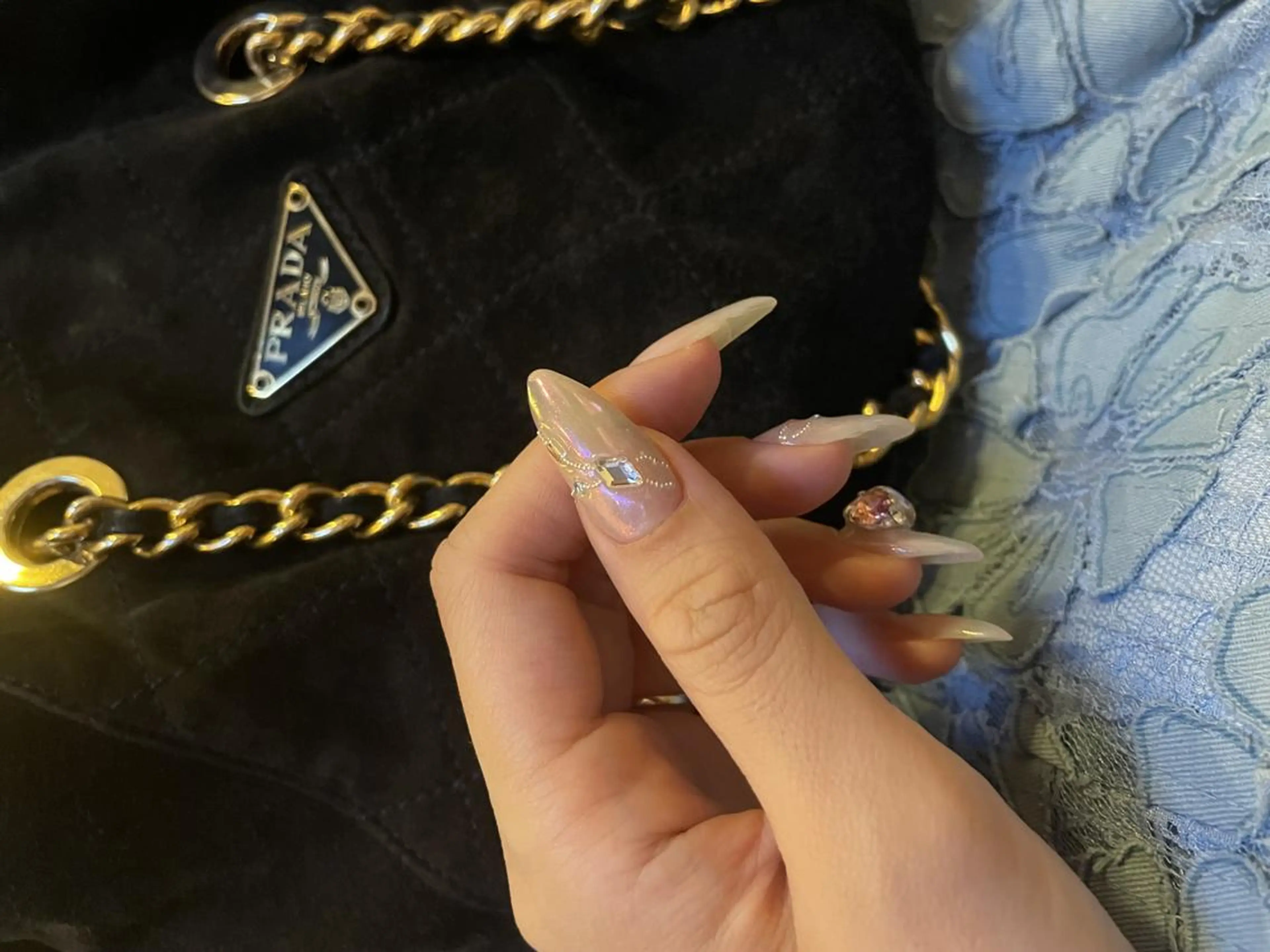 ネイル チークネイル キラキラネイル 韓国ネイル ワンホンネイル ハンドネイル フットネイル chai大阪上本町 sayakaのネイルデザイン