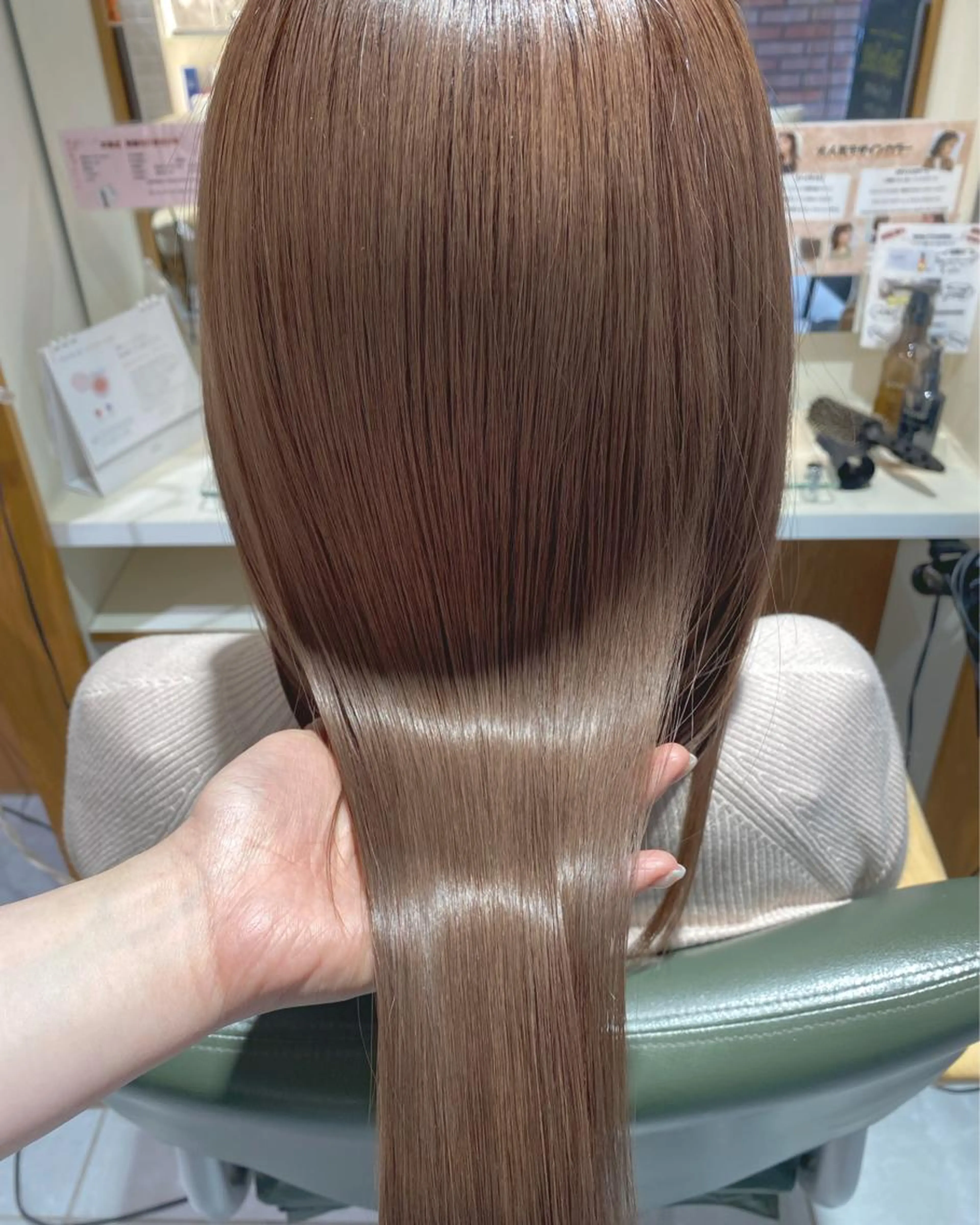 🌟カット+透明感カラー+うるツヤトリートメント🌟の写真