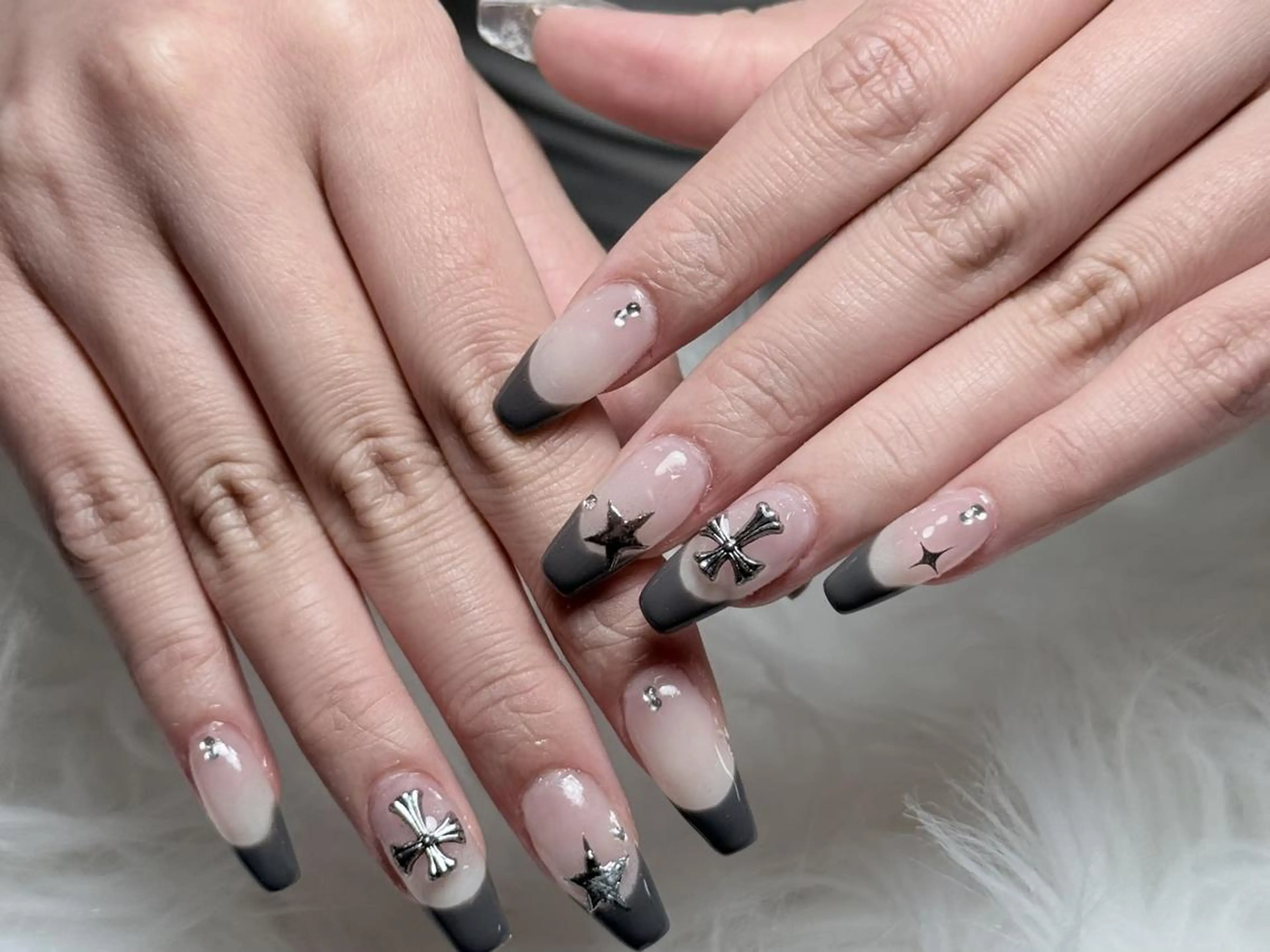ネイル 長さ出し グラデーション 卒業式 キラキラネイル マグネットネイル YUNA Belle Nail 池袋のネイルデザイン