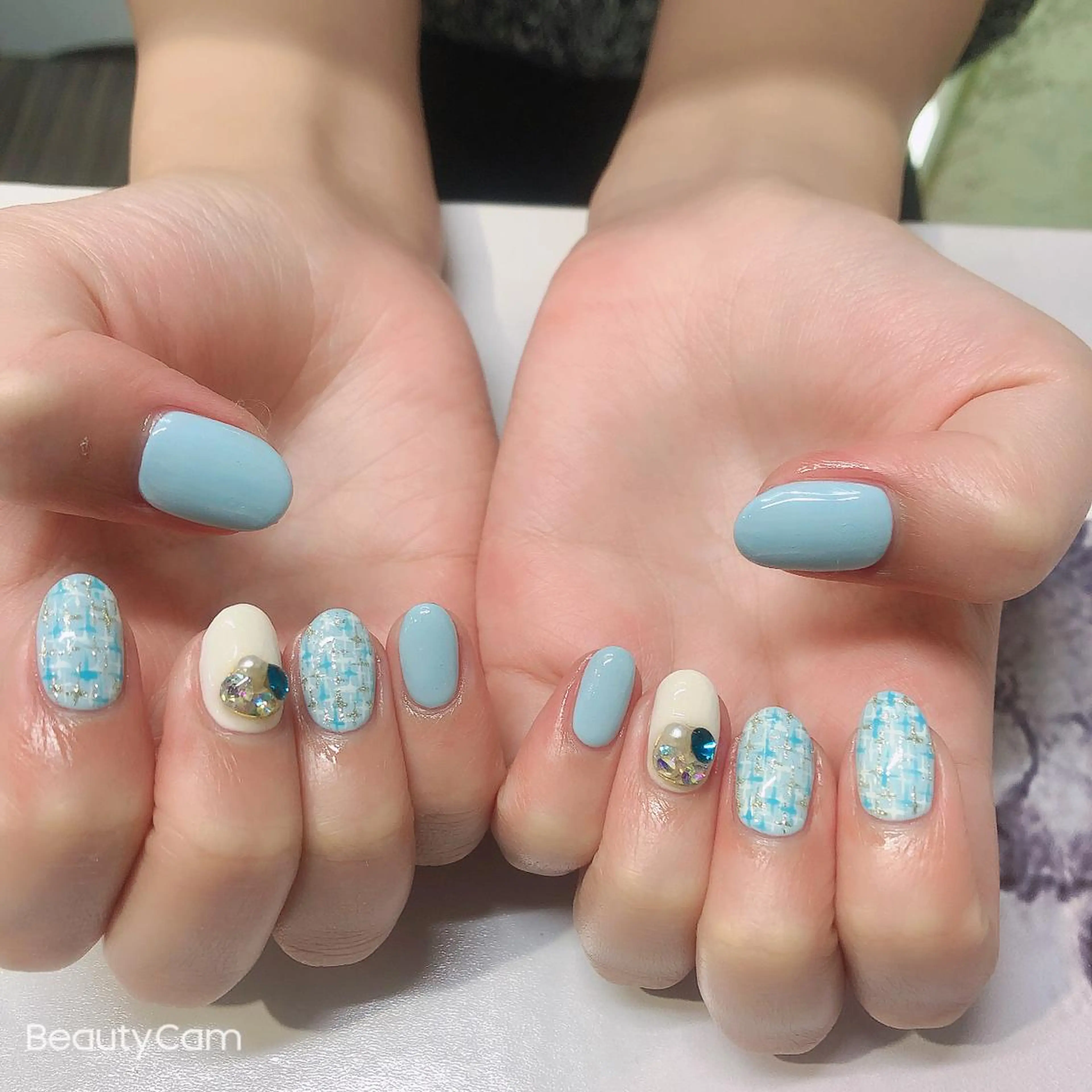 ネイル ガレンドウ 白澤 愛子のネイルデザイン