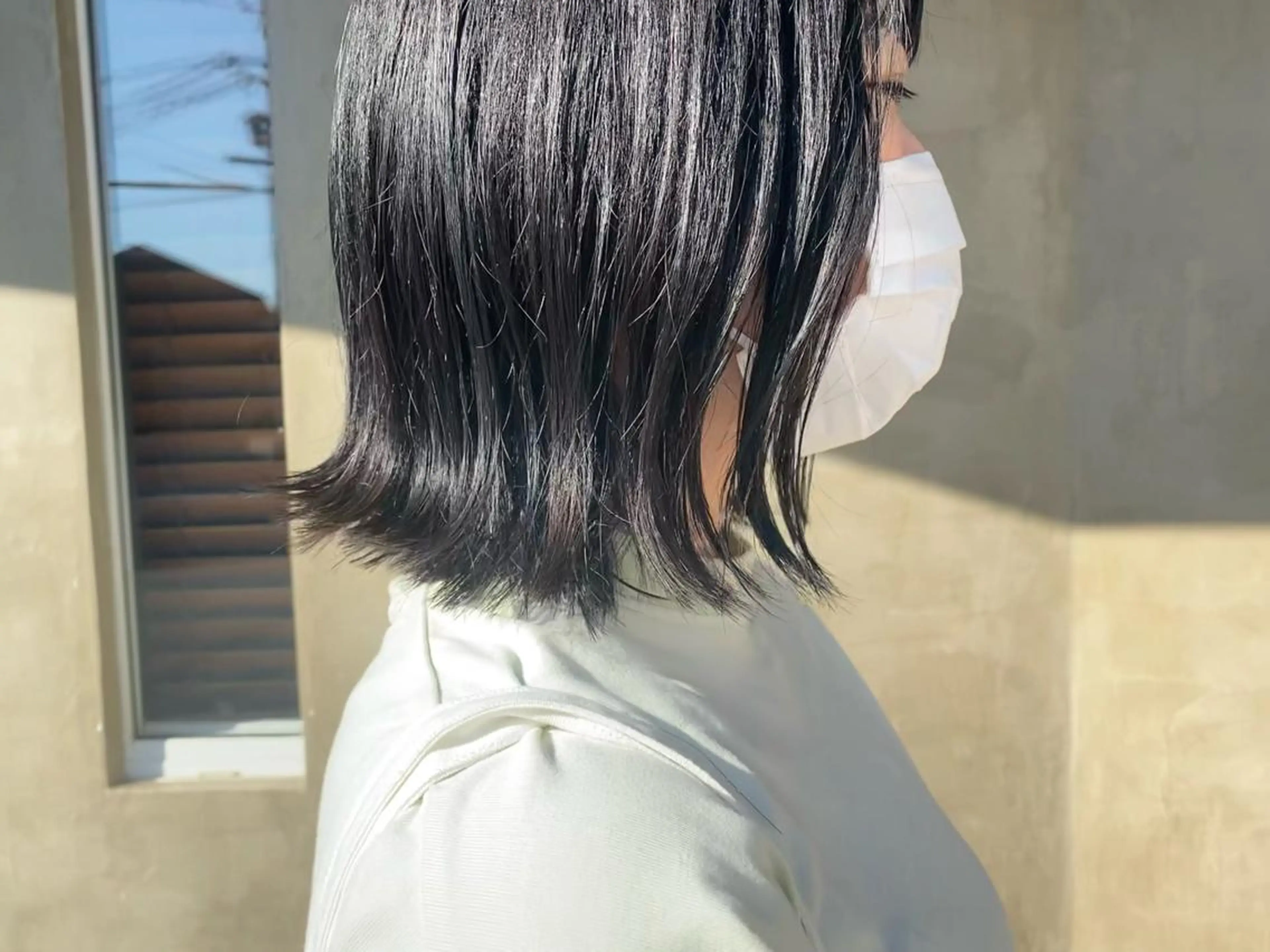 ショート カラー 切りっぱなしボブ 黒髪 ブルーカラー ブルーブラック ボブ 柔らかカラー🥛 mayucoのヘアスタイル