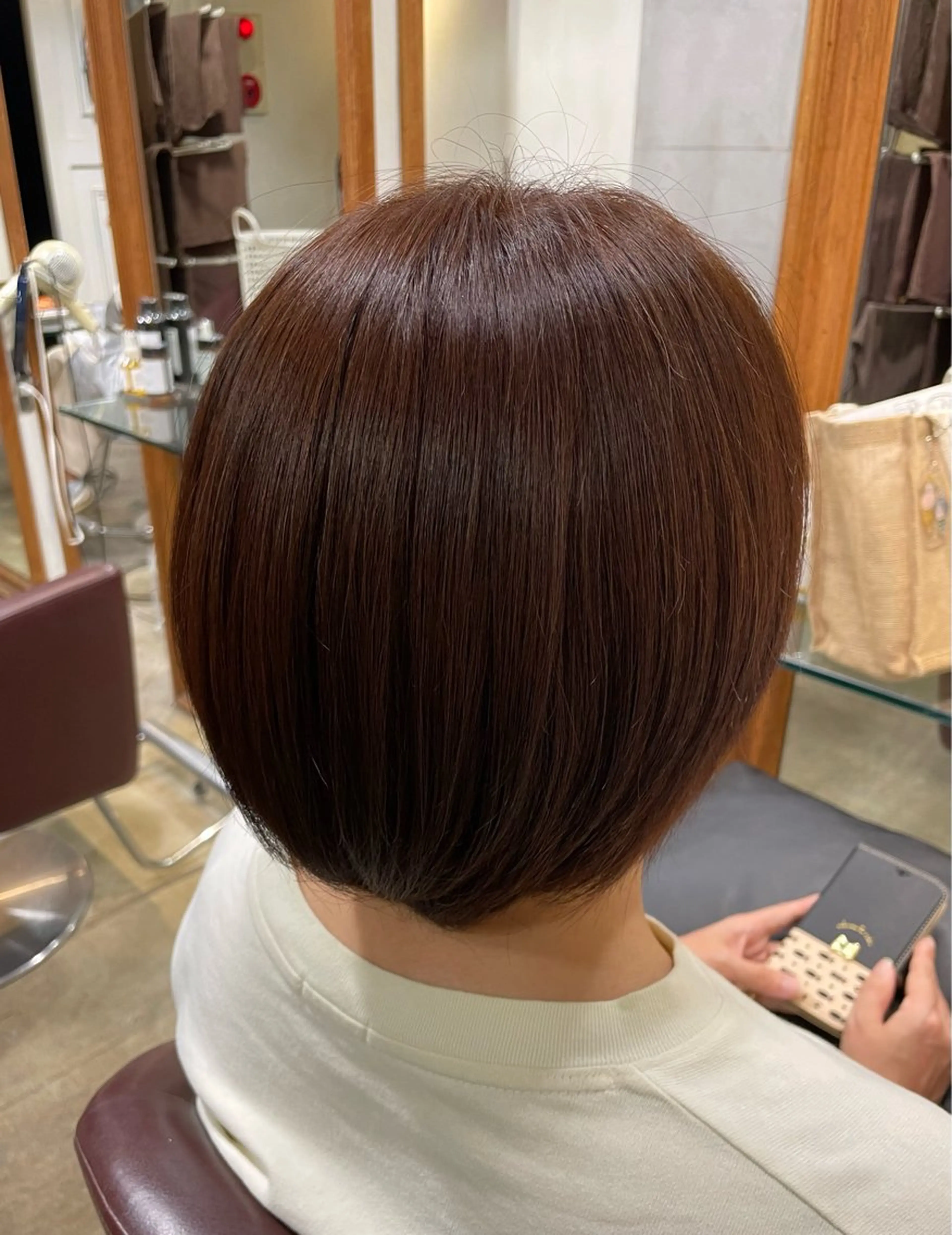 ショート カラー oto 🫧のヘアスタイル