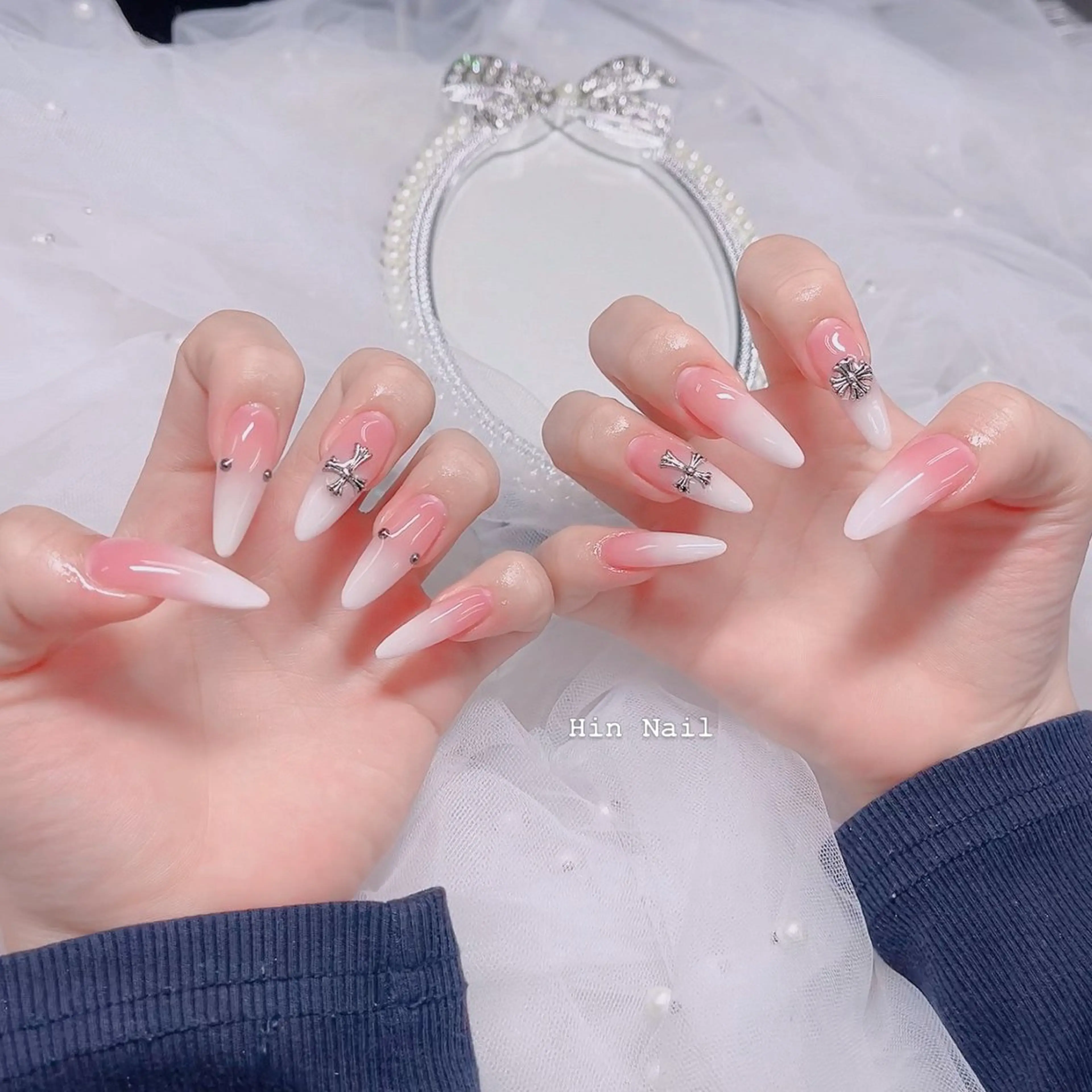 ネイル ハンドネイル HIN NAILのネイルデザイン