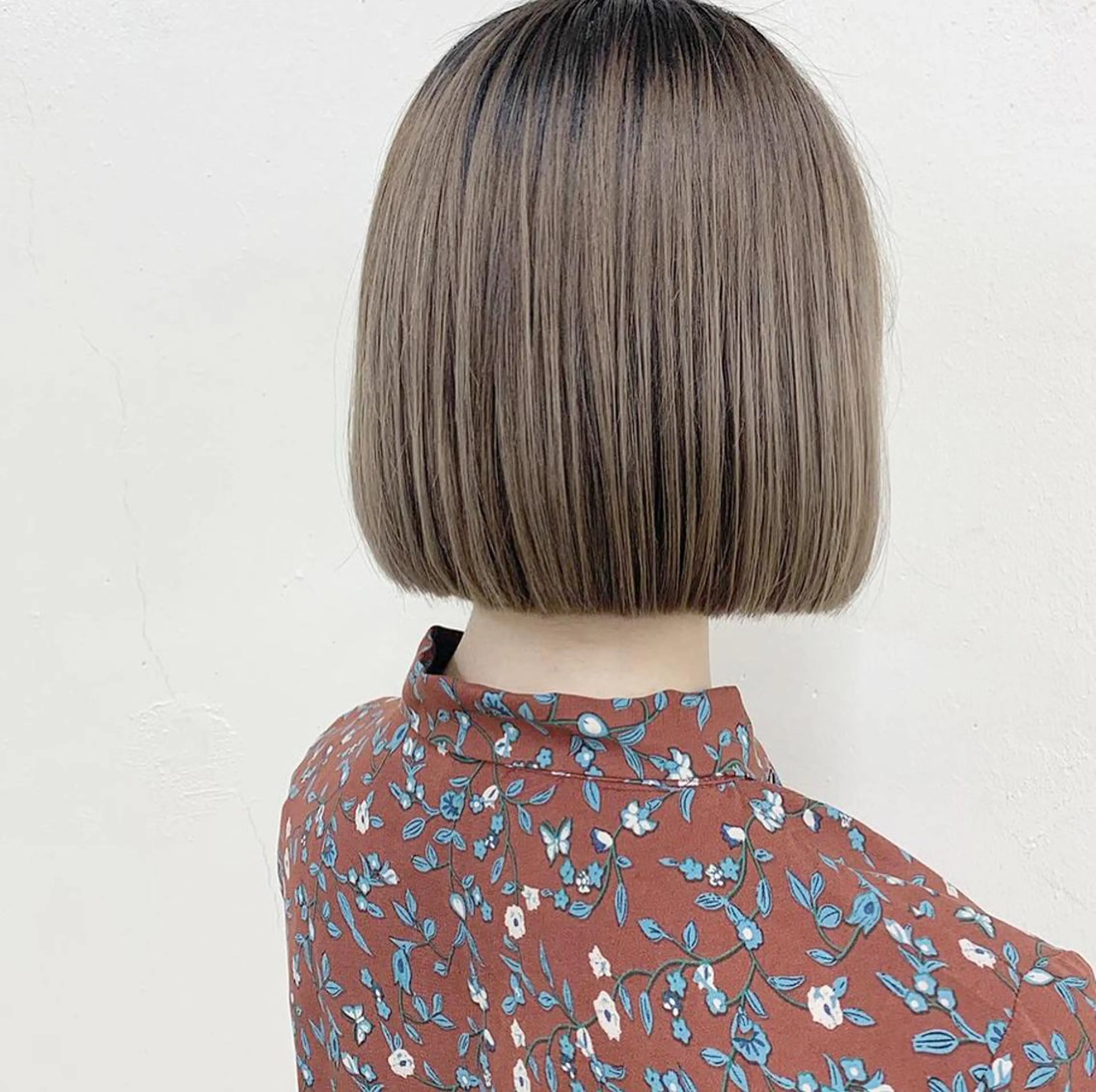 ミディアム カラー カット ヘアカラー トリートメント 🏆ウルフ/レイヤー 指名No.1山口圭佑のヘアスタイル