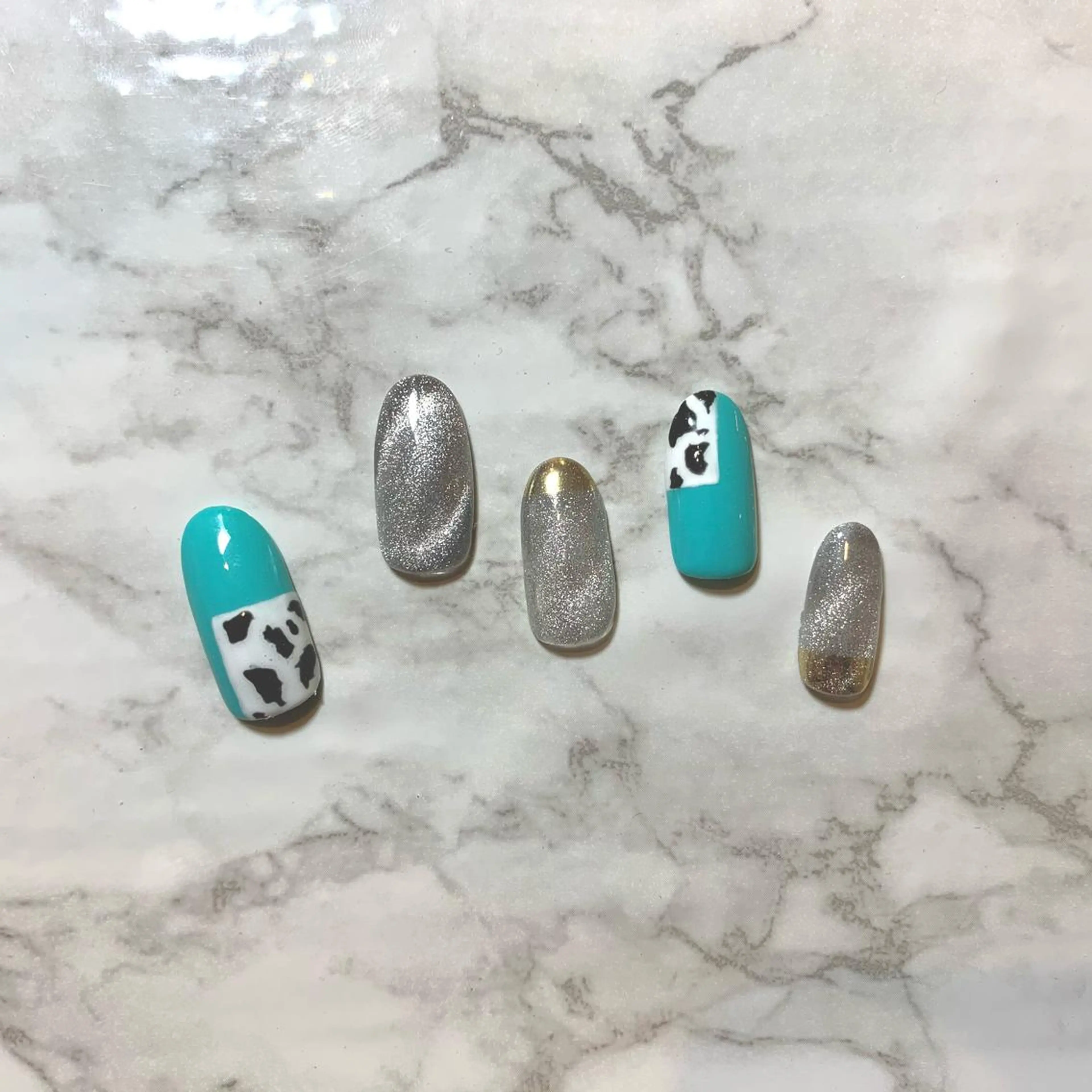 ネイル 岸本 みなみのネイルデザイン