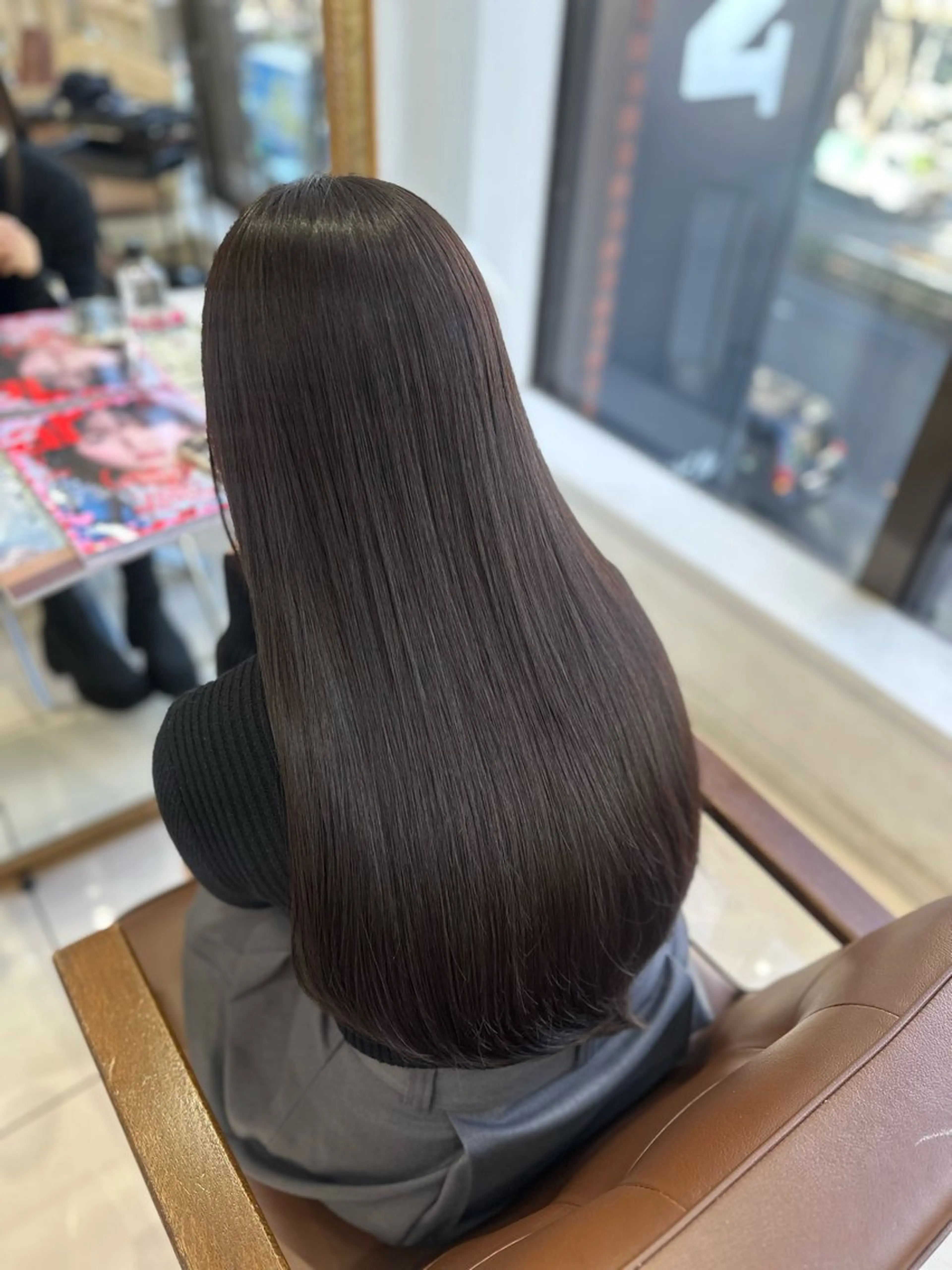 ロング カラー ブラウンカラー チョコレートブラウン ヘアカラー トリートメント 髪質改善カラー🤍 Nanakoのヘアスタイル