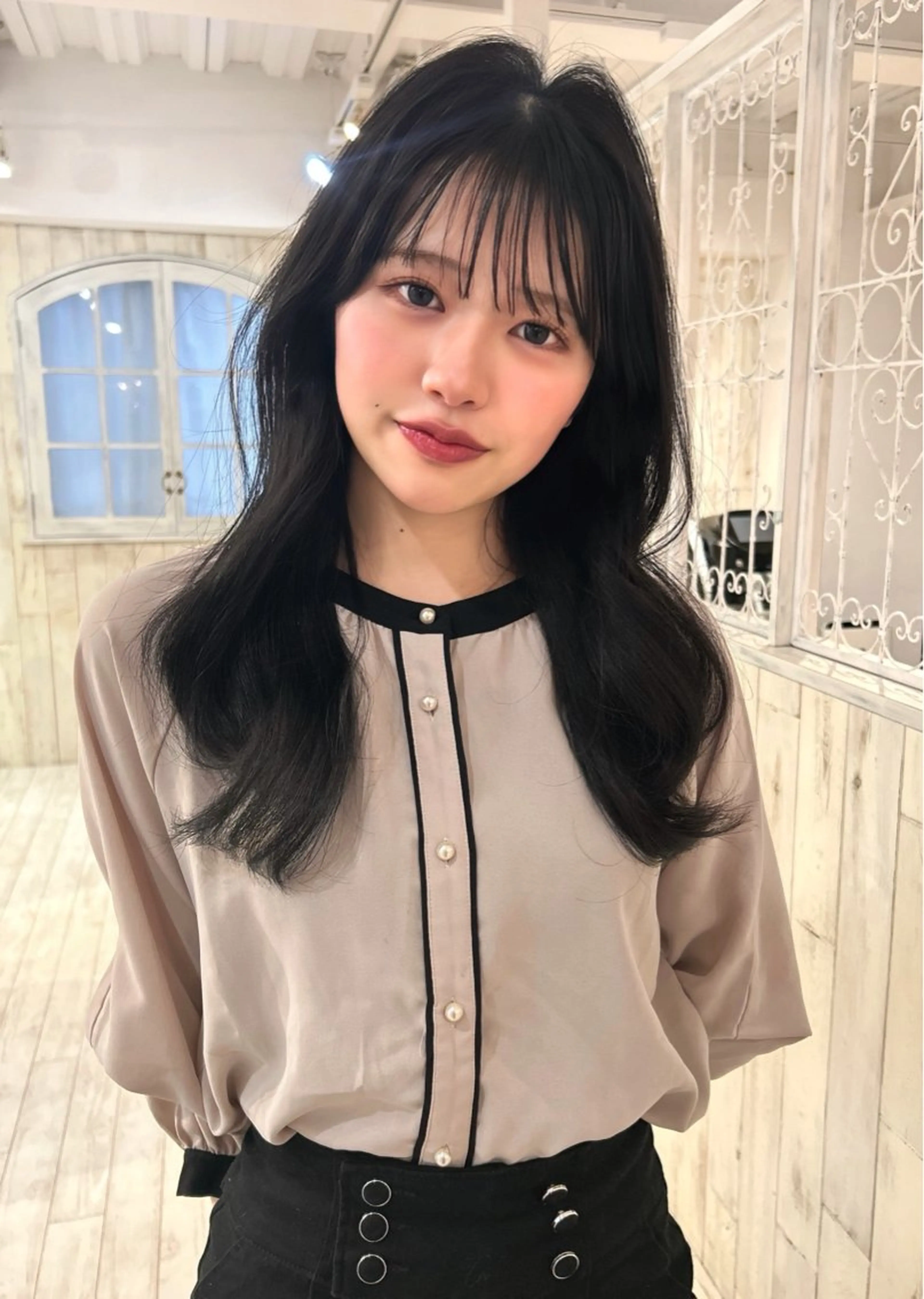 ロング カラー くびれヘア 顔まわりレイヤー 韓国風ヘア レイヤーカット カット ヘアカラー 【韓国ヘア×透明感 カラー】笹谷 莉未のヘアスタイル