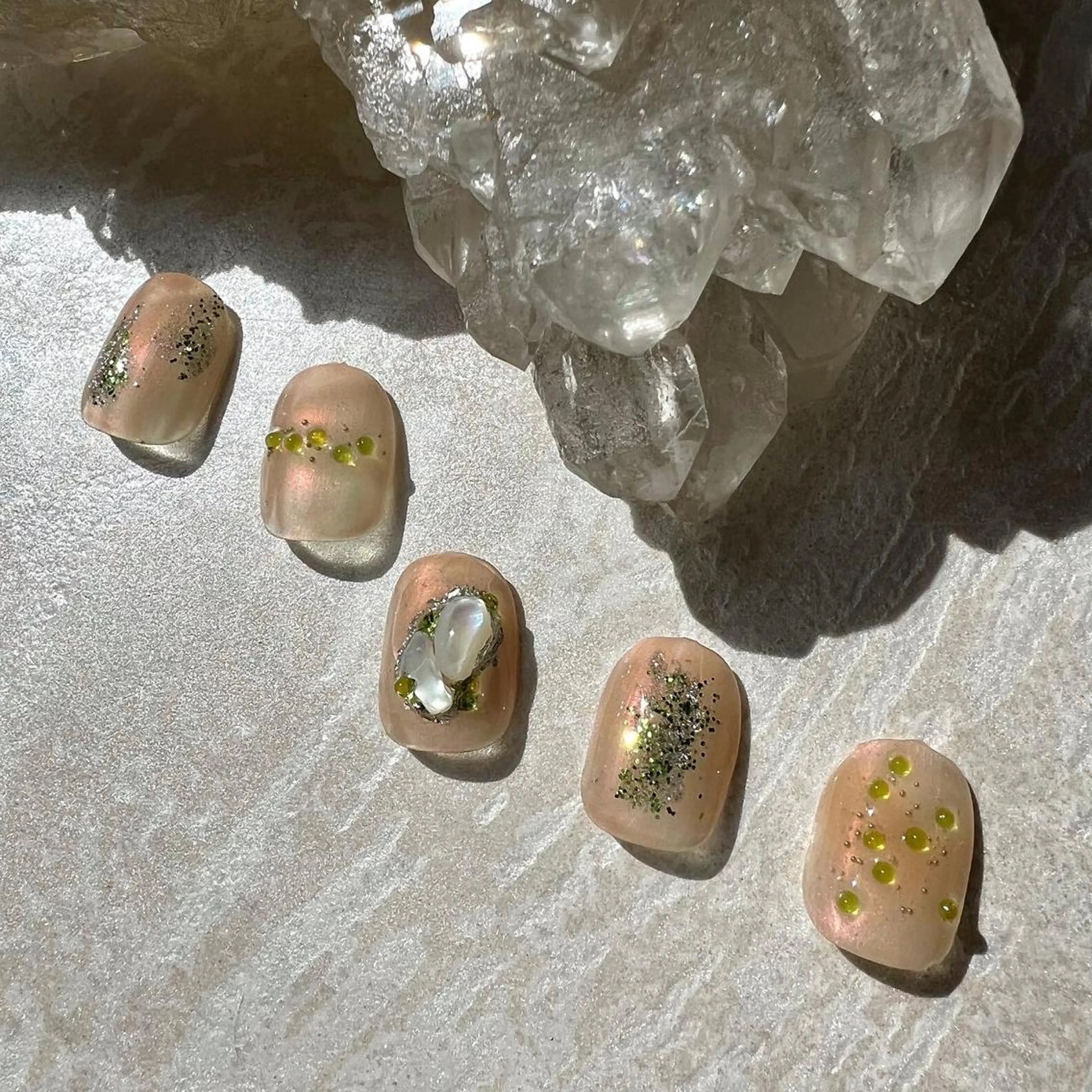 ネイル ニュアンスネイル ショートネイル gemickle nailのネイルデザイン